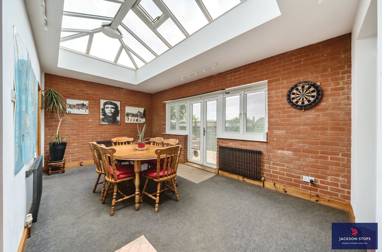 High Street, Ridgmont, Bedfordshire, MK43, photo 2