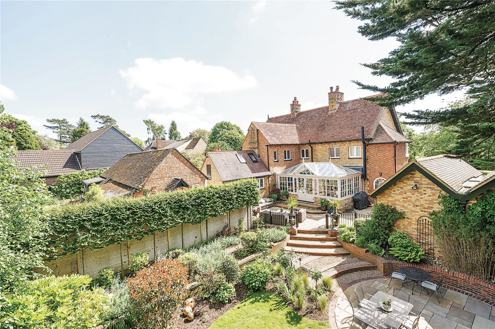 Park Road, Toddington, Dunstable, Bedfordshire, LU5, photo 3