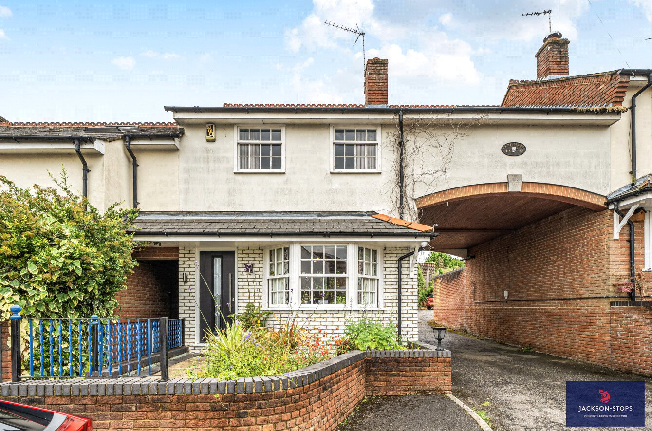 Spinney Lane, Aspley Guise, Bedfordshire, MK17