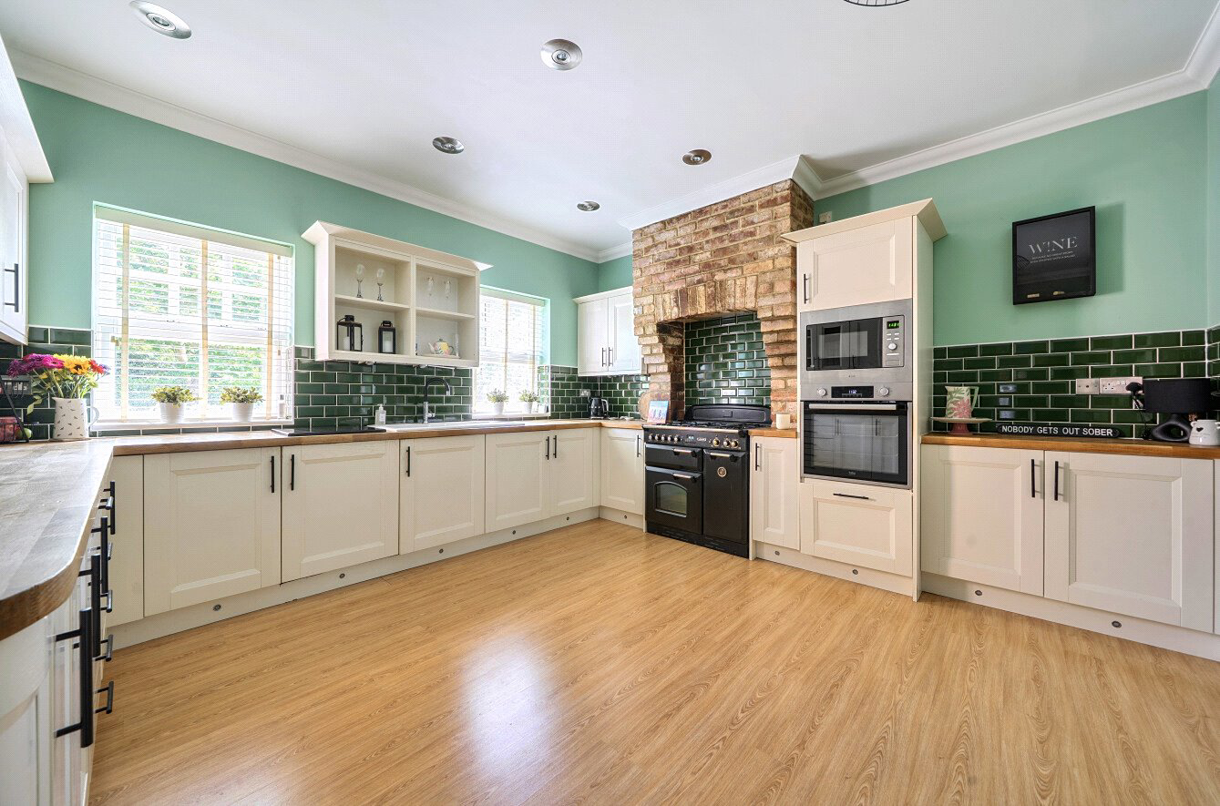 Woodlands Grange, Earls Barton, Northamptonshire, NN6, photo 9