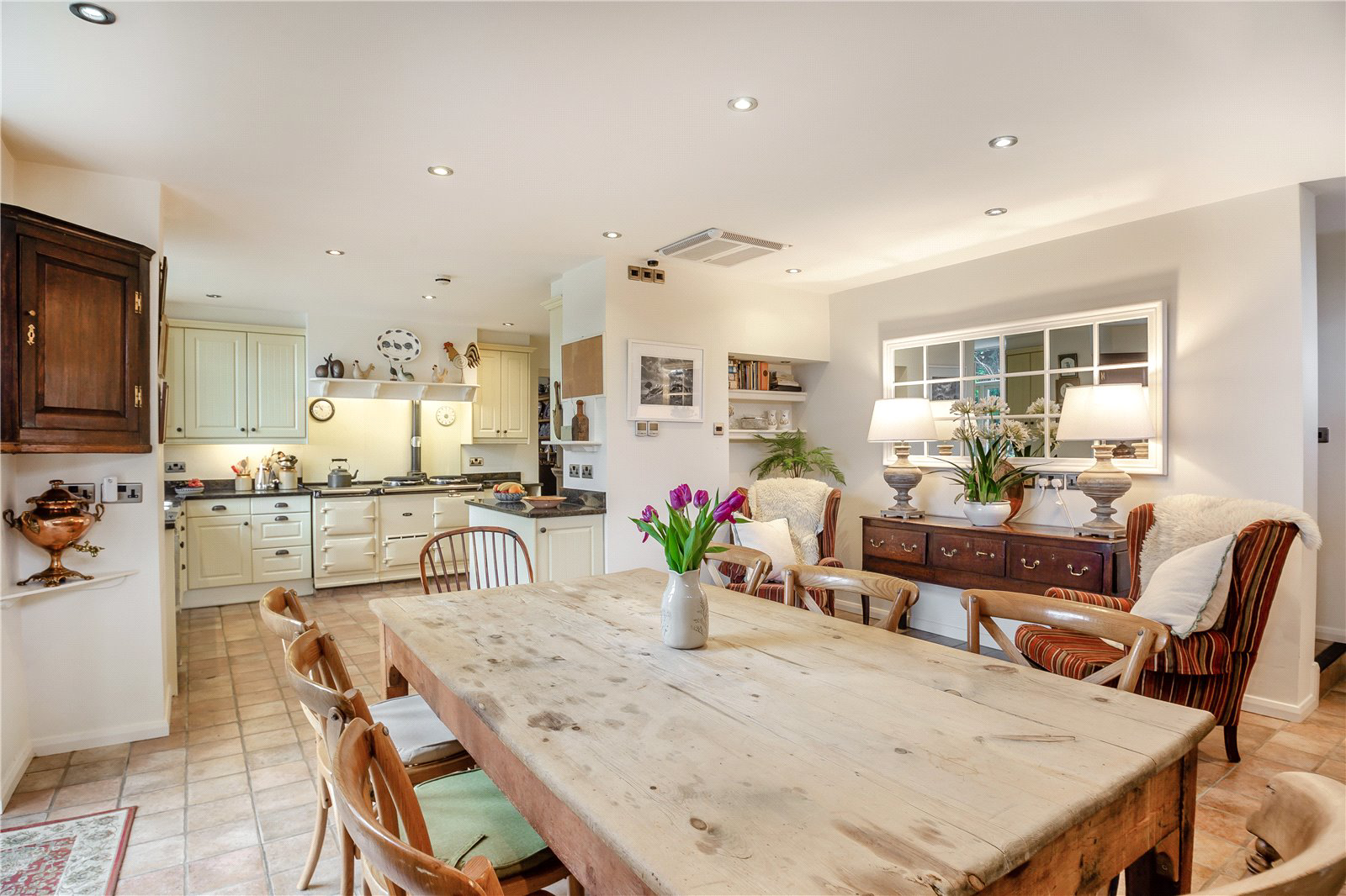 Breakfast Room