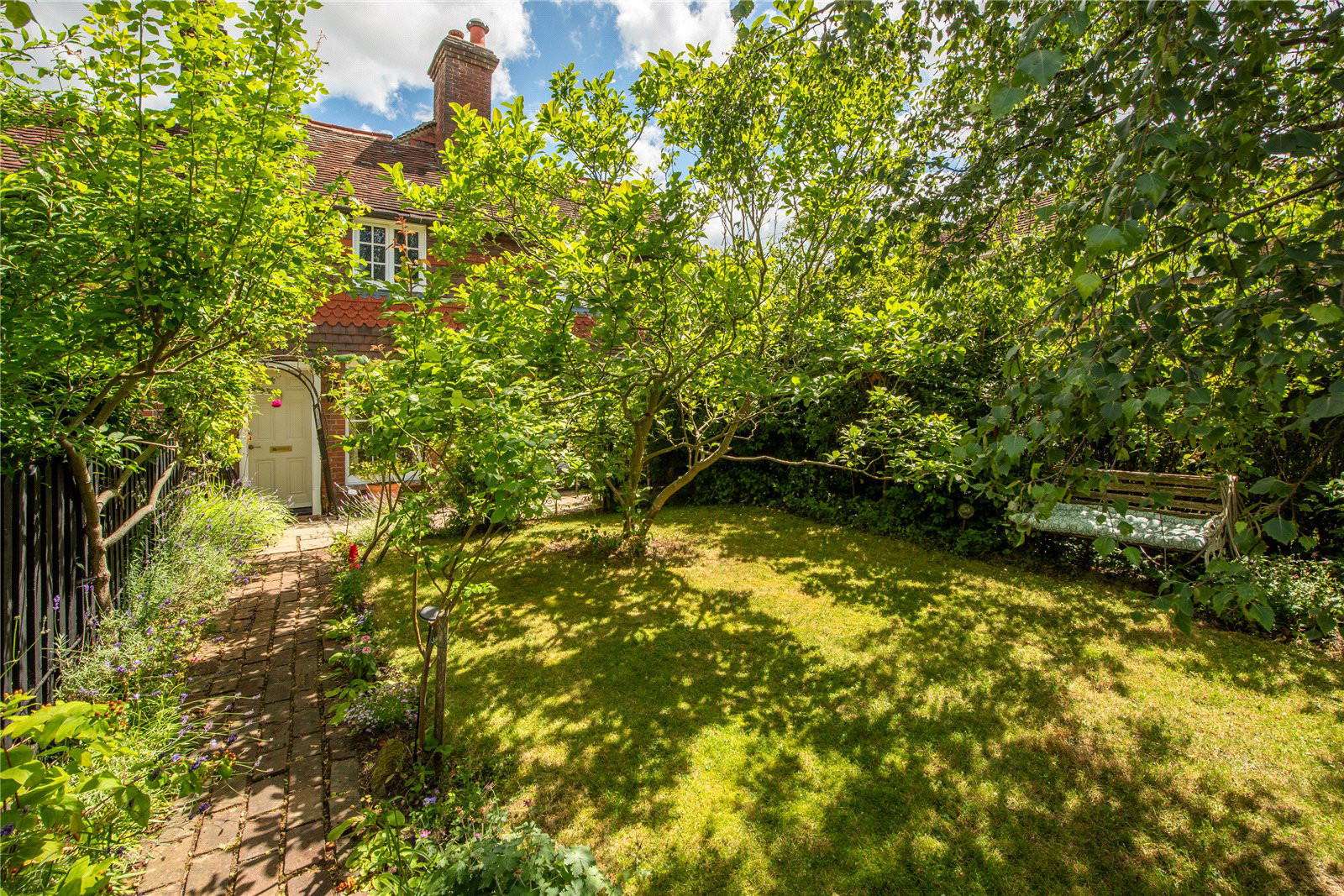 The Street, Ewhurst, Cranleigh, Surrey, GU6, photo 18