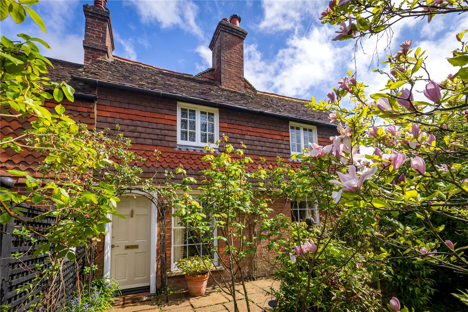 The Street, Ewhurst, Cranleigh, Surrey, GU6