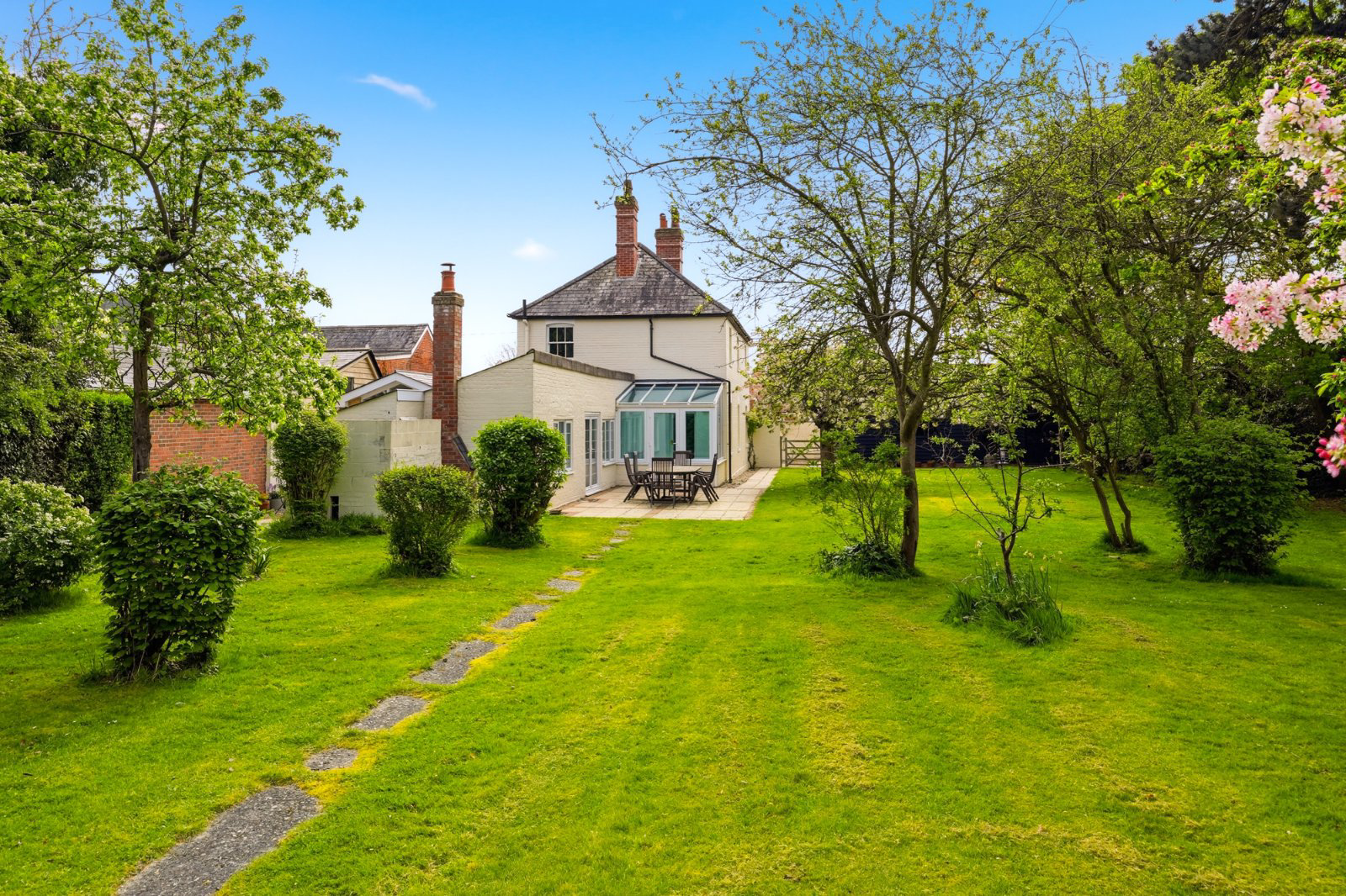 Manor Road, West Bergholt, Colchester, Essex, CO6, photo 32