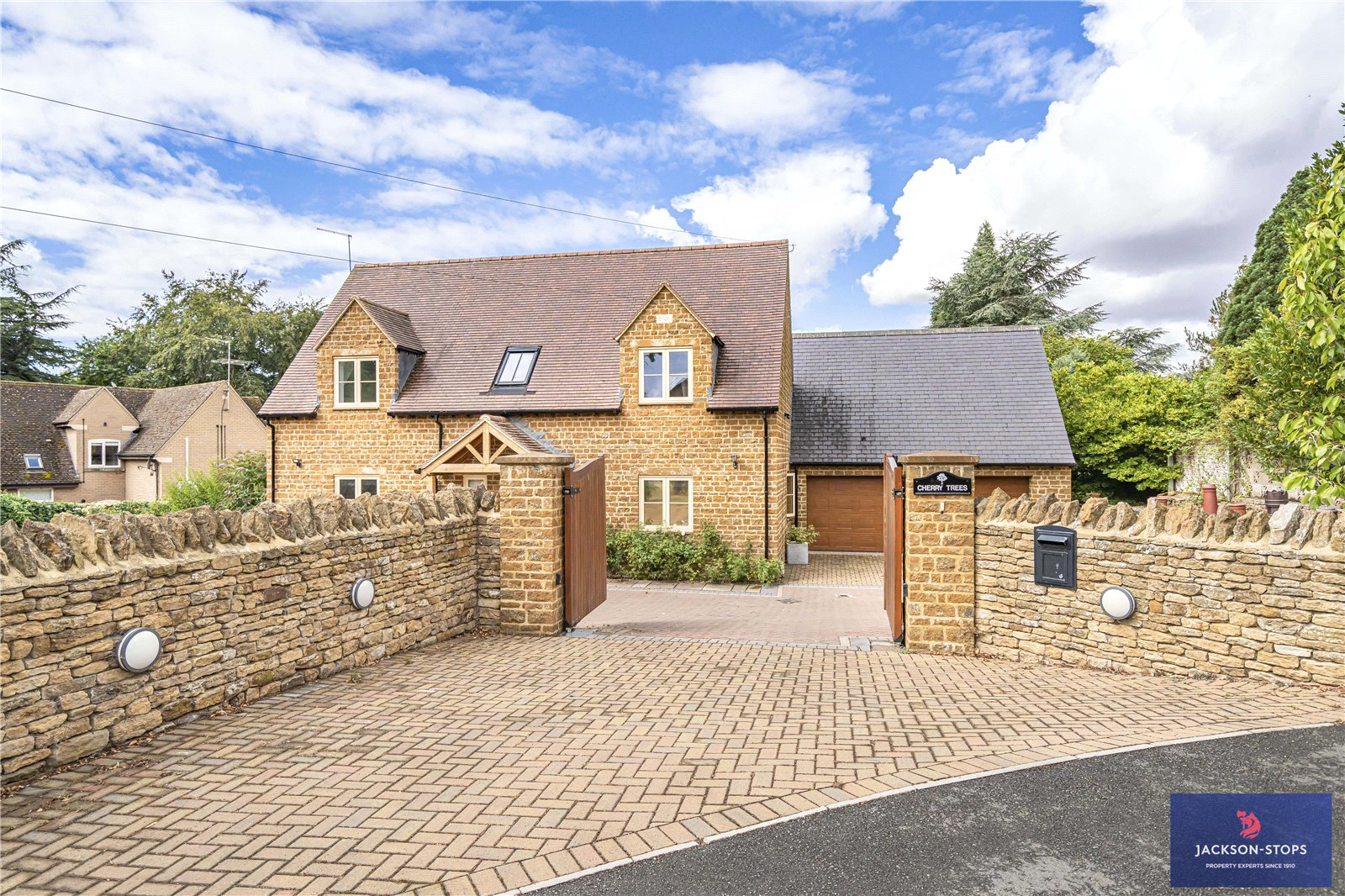 Saneco Lane, Brixworth, Northamptonshire, NN6, photo 22