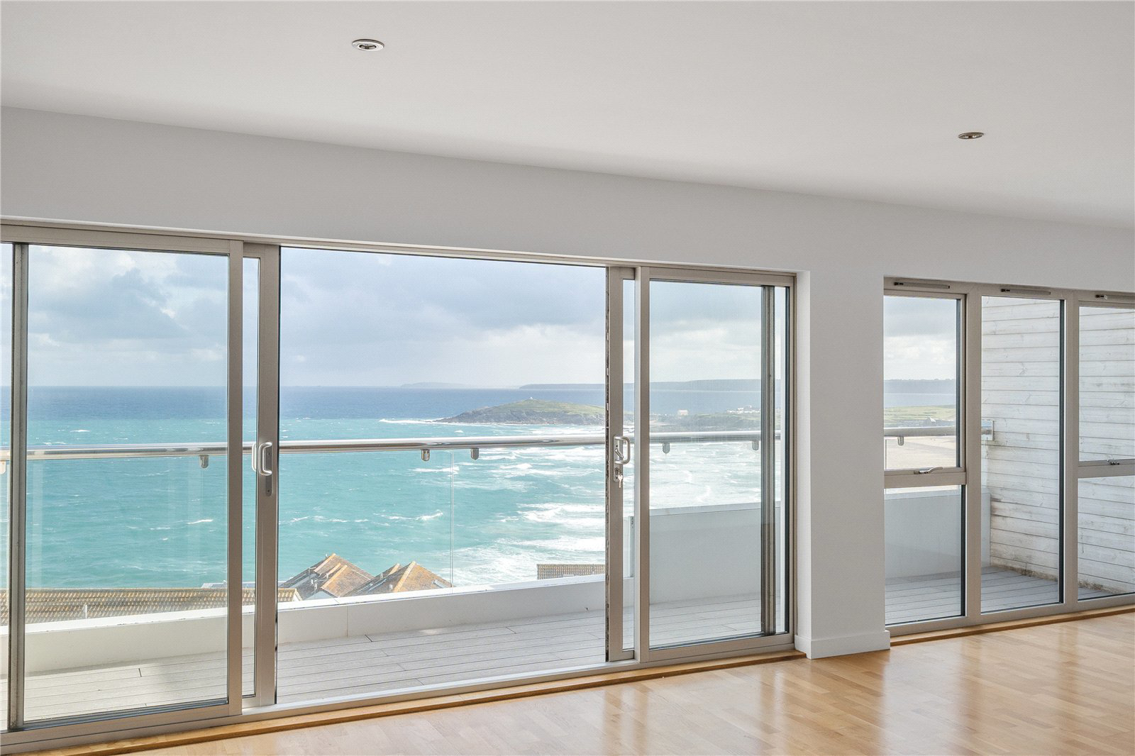 Pentire Avenue, Newquay, Cornwall, TR7