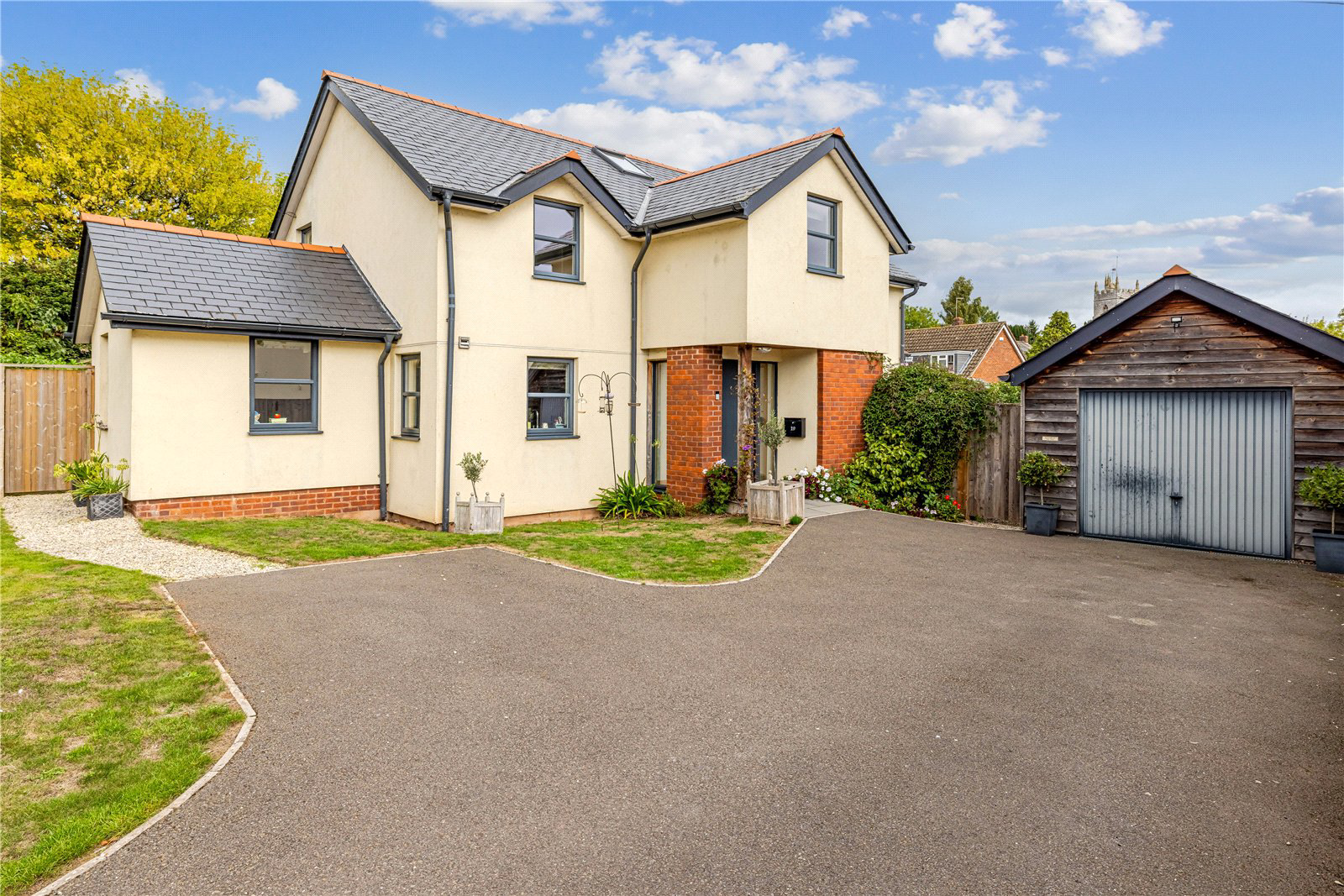 Exeter Road, Silverton, Exeter, Devon, EX5