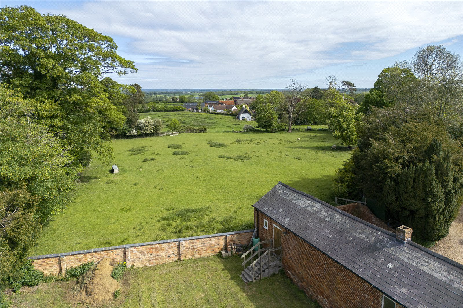Stratford Road, Nash, Milton Keynes, Buckinghamshire, MK17, photo 26