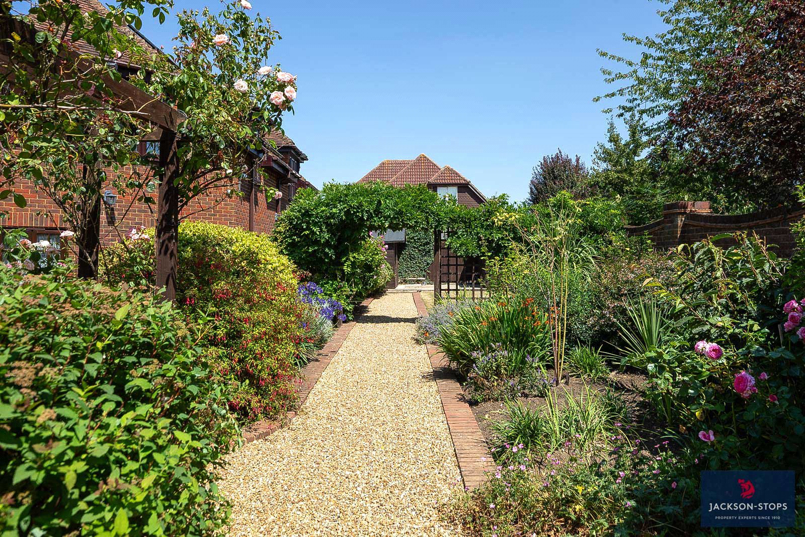 Church Road, Westoning, Bedford, Bedfordshire, MK45, photo 23