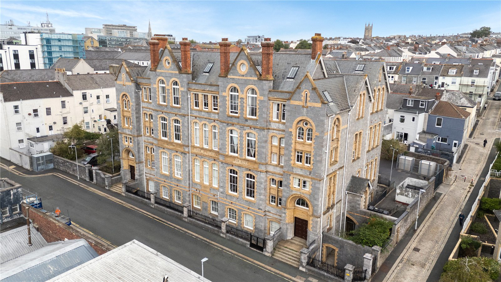 Sutton High Apartments