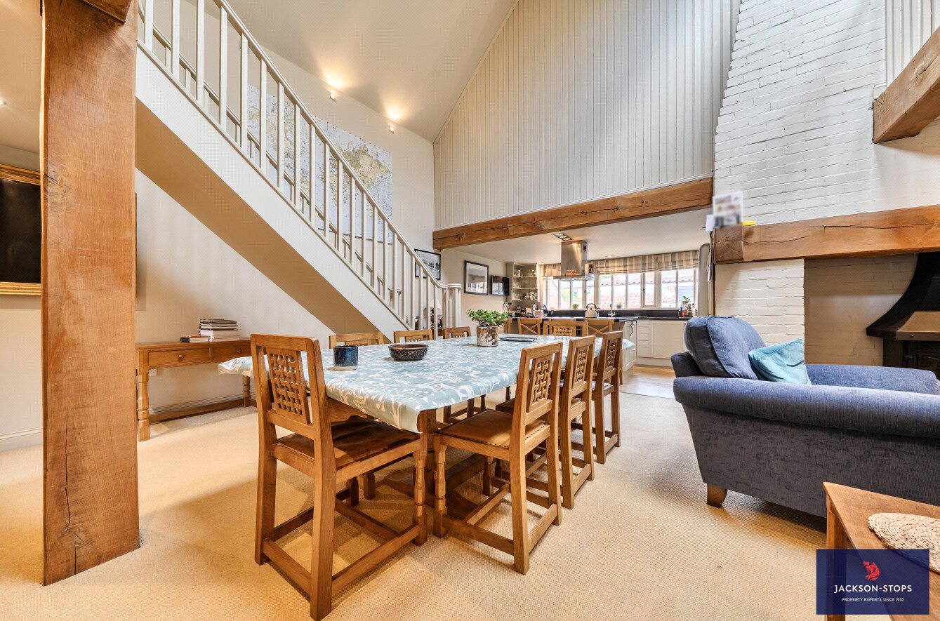 Dining/Sitting Room