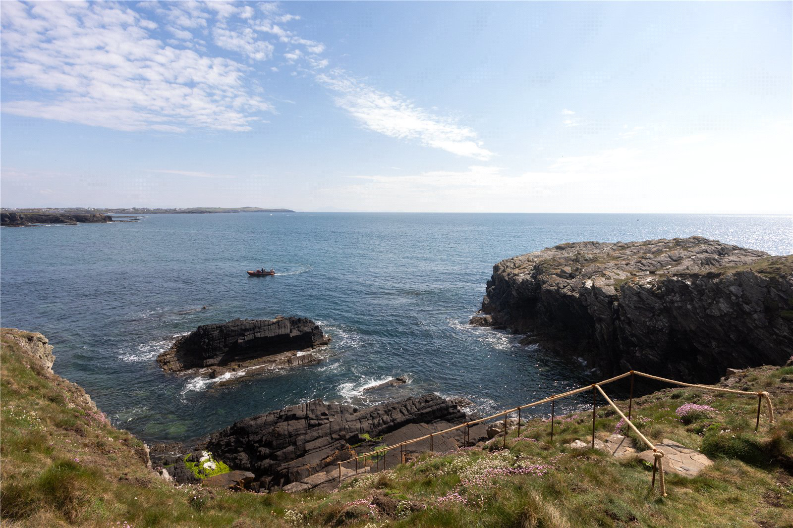 Lon Isallt, Trearddur Bay, Holyhead, Anglesey, LL65, photo 34