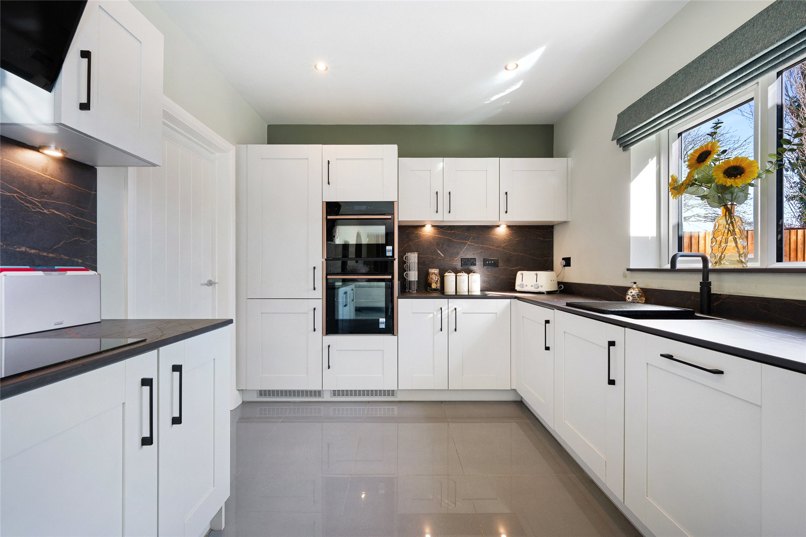 Ackhurst Lodge Drive, Chorley, Lancashire, PR7, photo 6