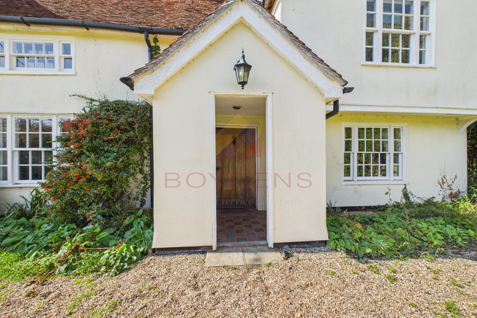 High Trees, Lexden Road, West Begholt, Colchester, CO6, photo 5