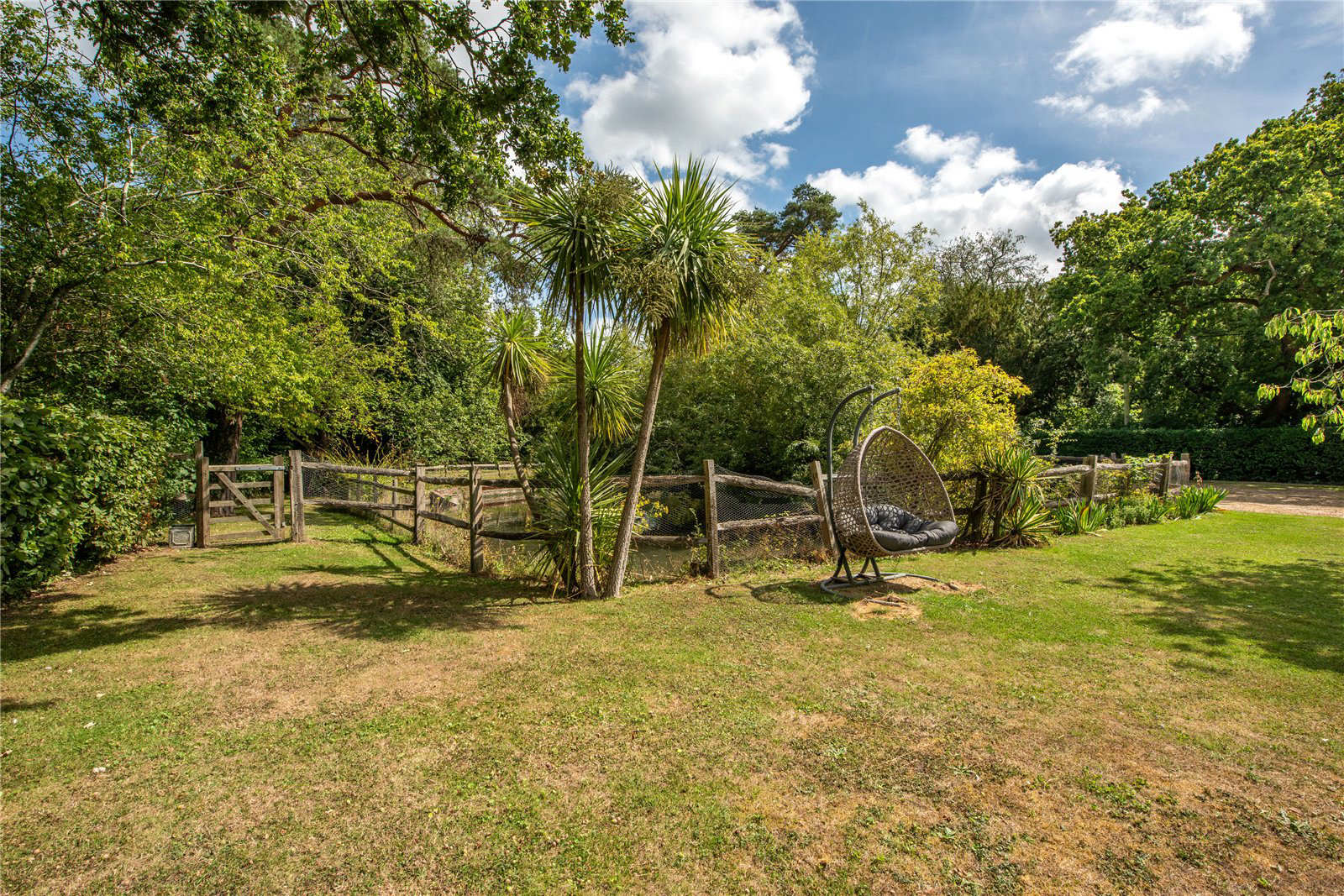 Horsham Road, Beare Green, Dorking, Surrey, RH5, photo 18