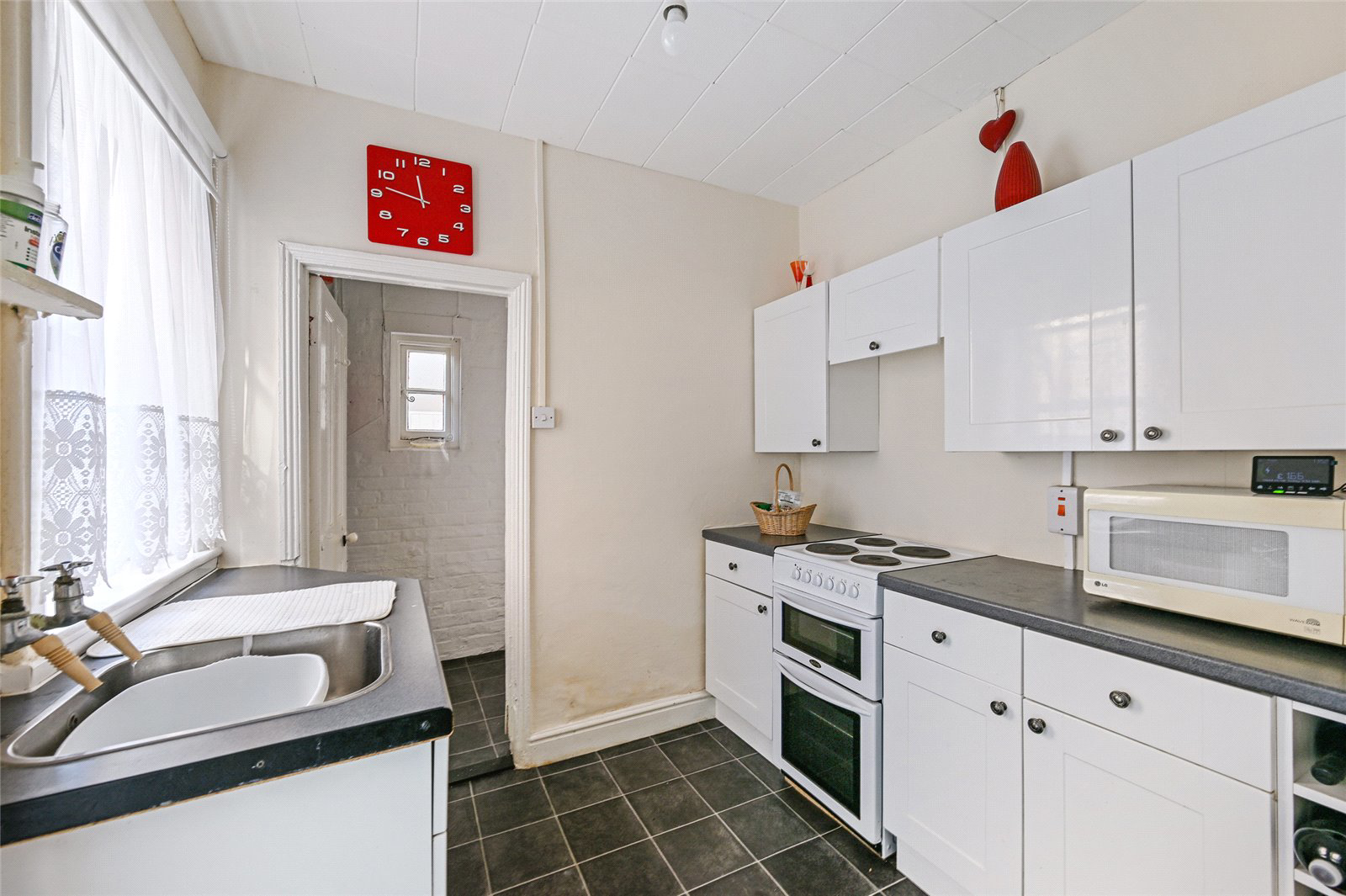 Penwarden Way, Bosham, Chichester, West Sussex, PO18, photo 5