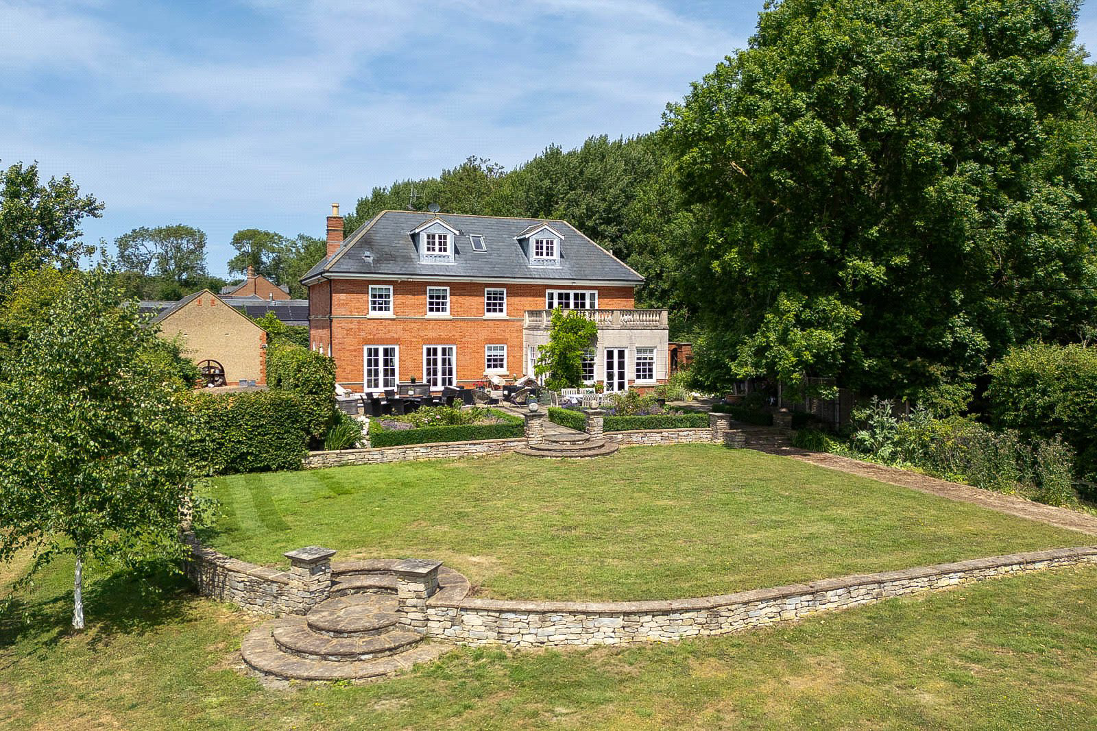 Lodge Road, Crafton, Buckinghamshire, LU7, photo 33