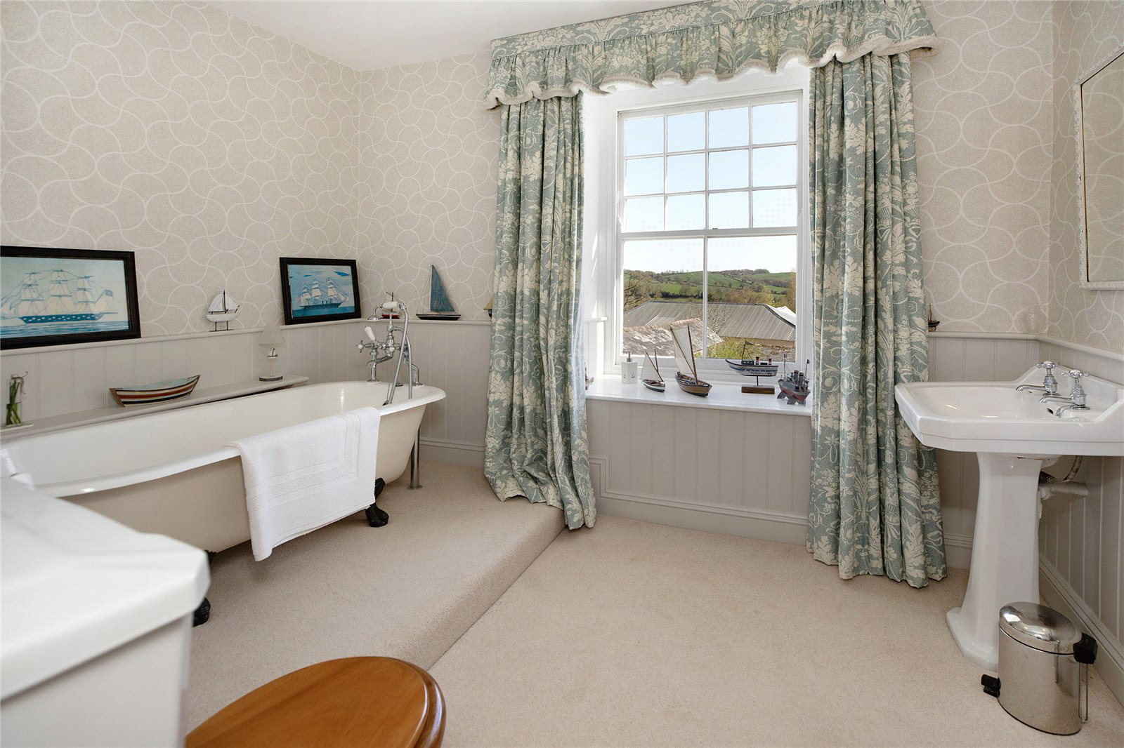 East Village, Crediton, Devon, EX17, photo 13