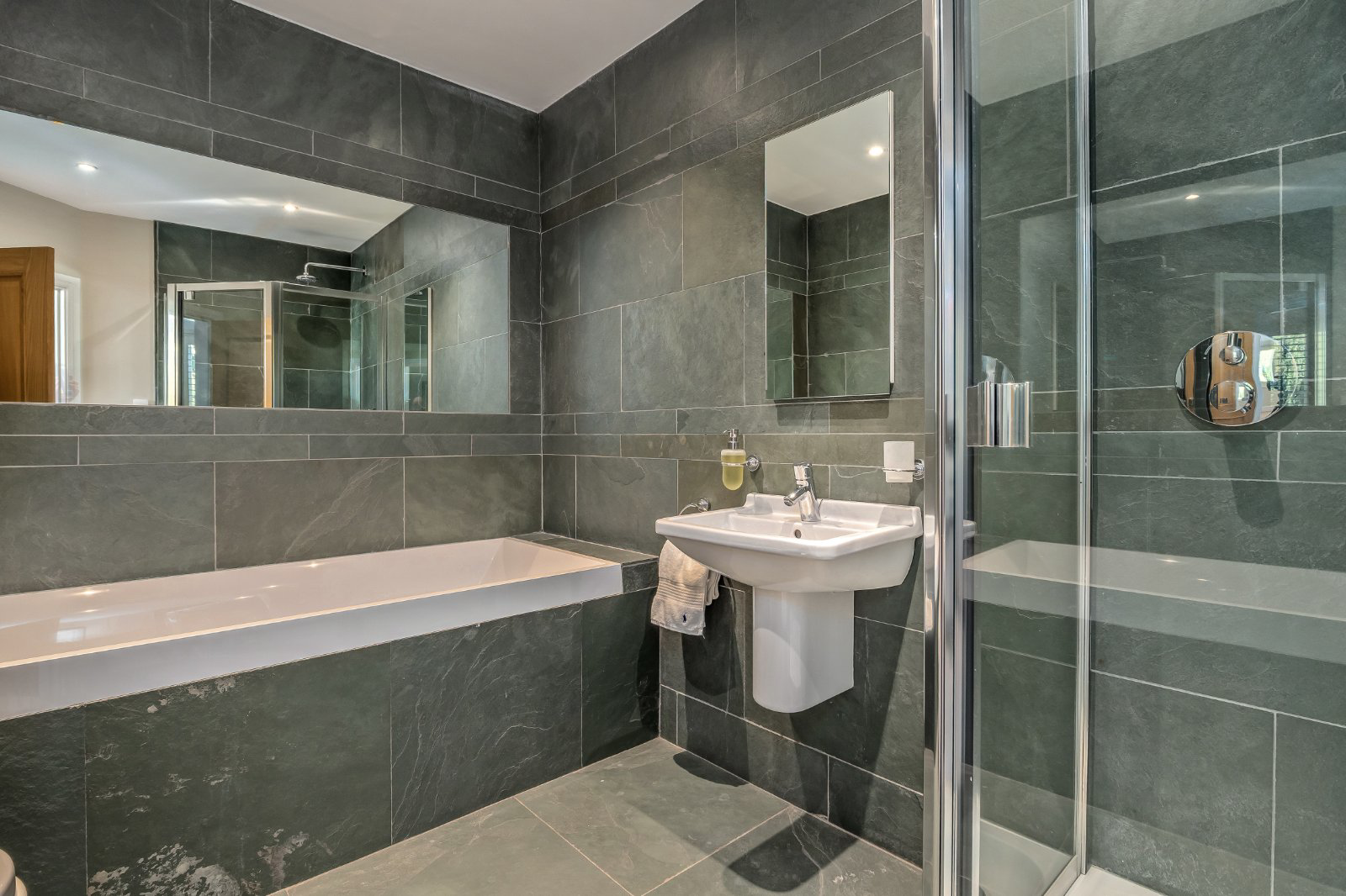 Cow Lane, Ashley, Cheshire, WA15, photo 19
