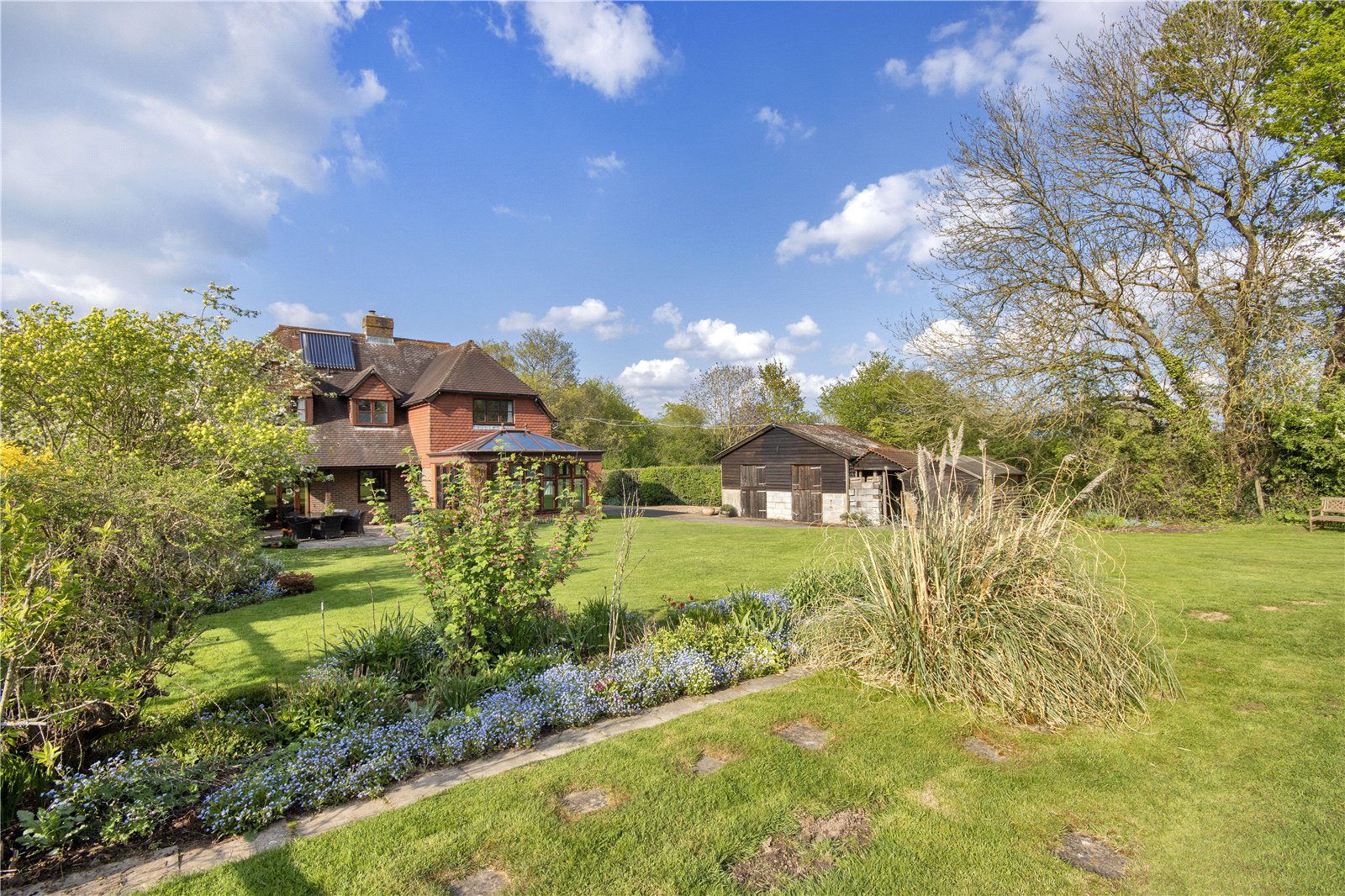 Powder Mill Lane, Leigh, Tonbridge, Kent, TN11