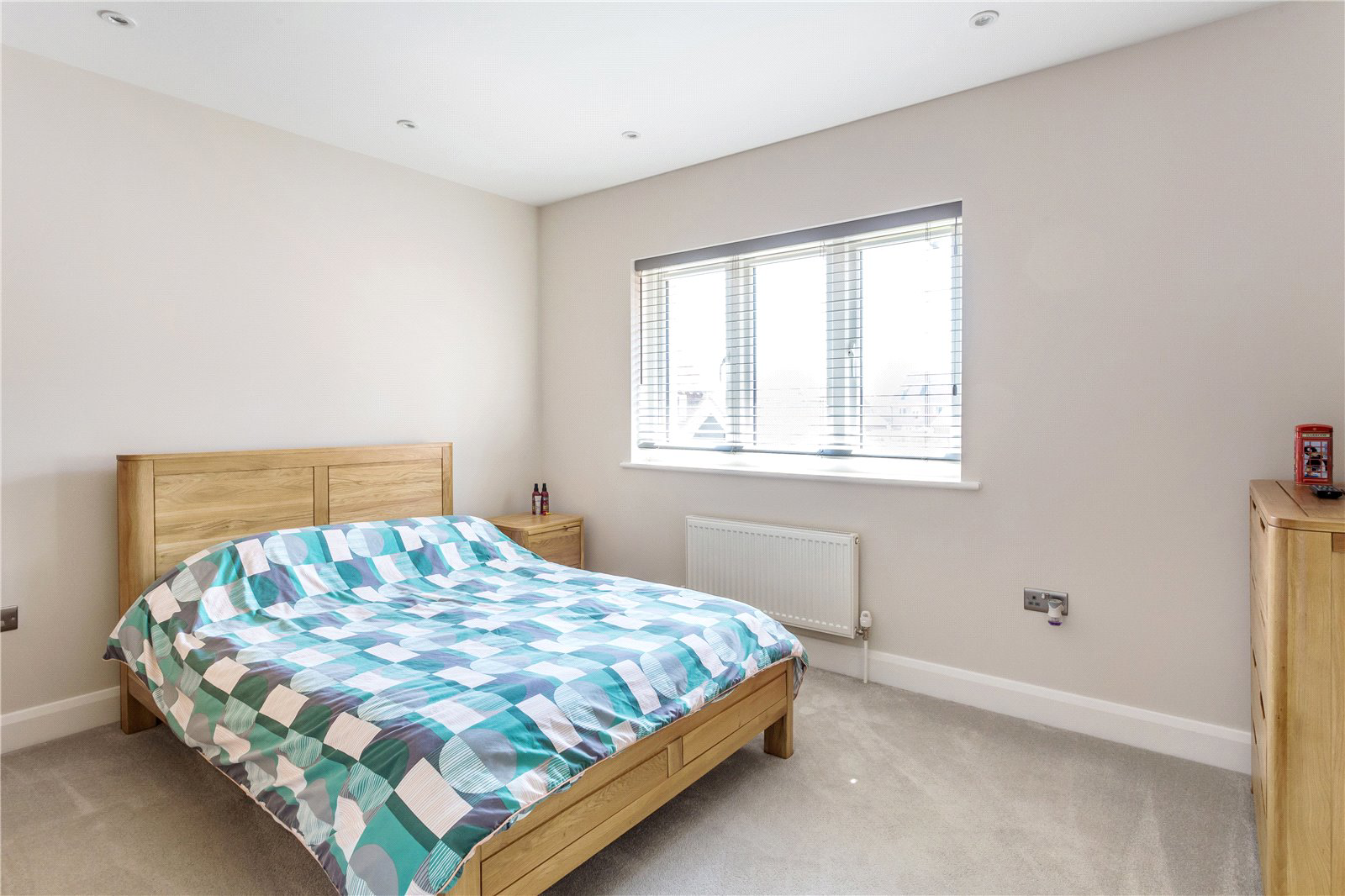 Malthouse Lane, Horley, Surrey, RH6, photo 9