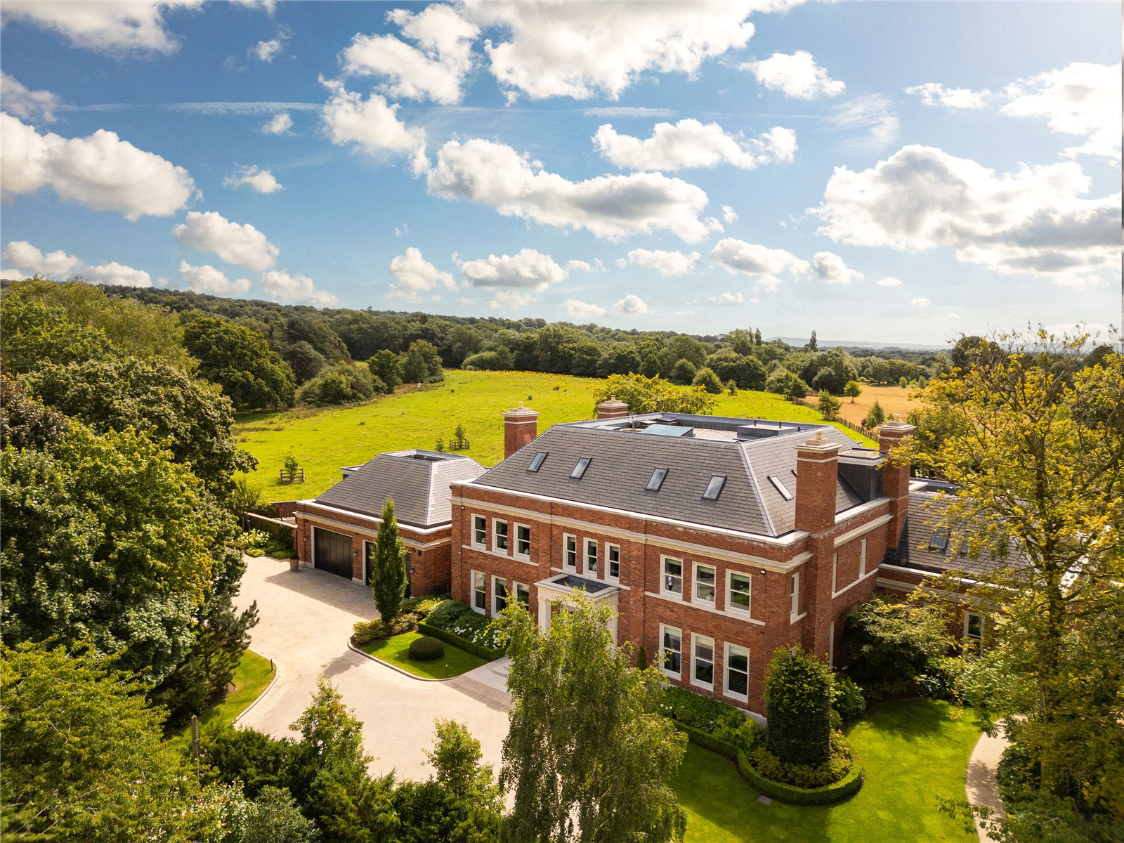 Macclesfield Road, Alderley Edge, Cheshire, SK9