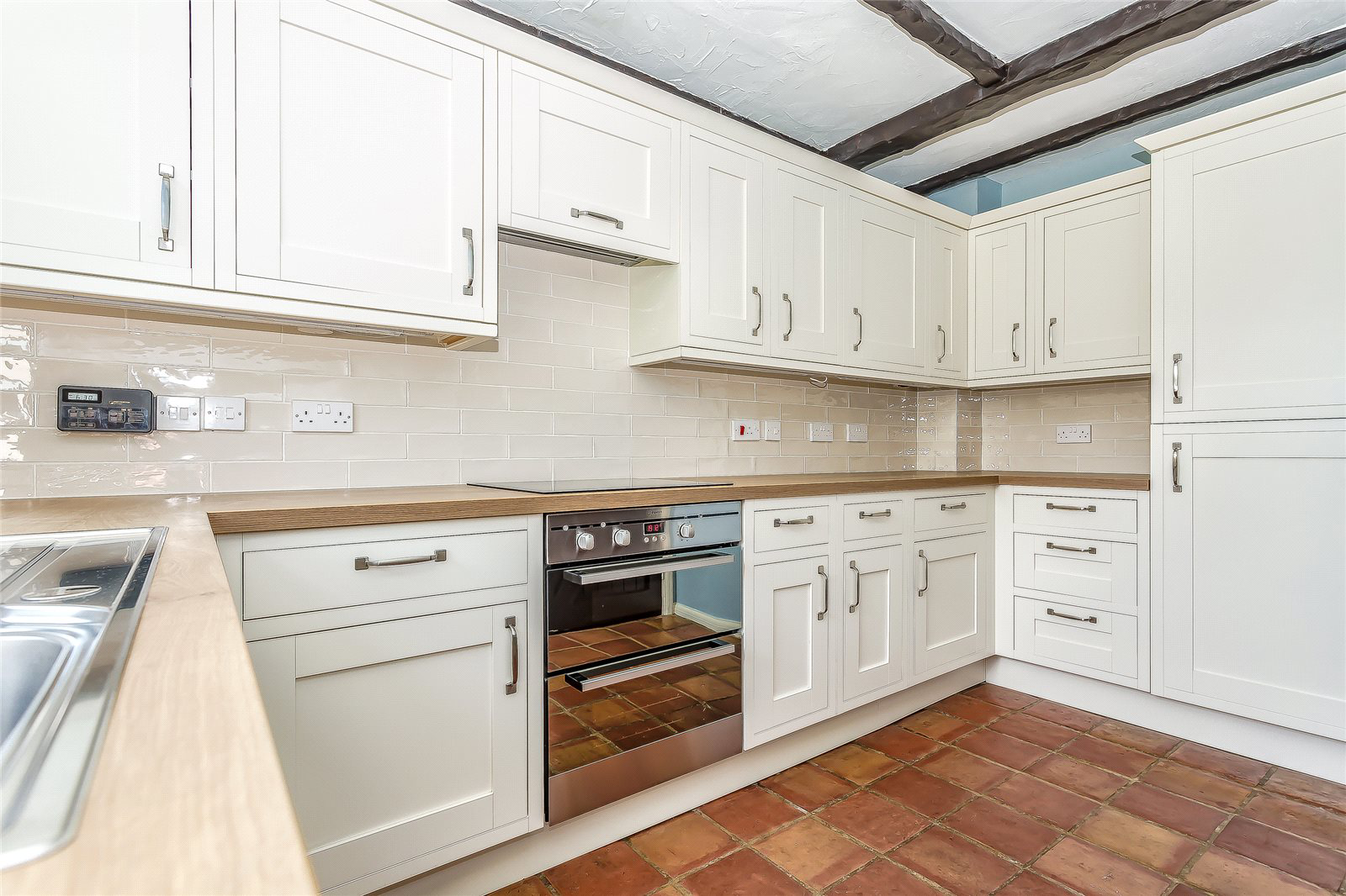 Clerks Croft, Bletchingley, Redhill, Surrey, RH1, photo 3