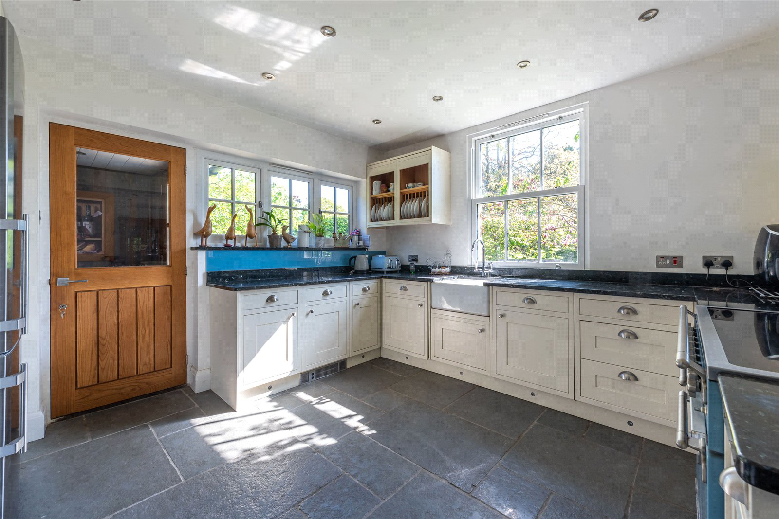 Mill Road, Holmwood, Dorking, Surrey, RH5, photo 9