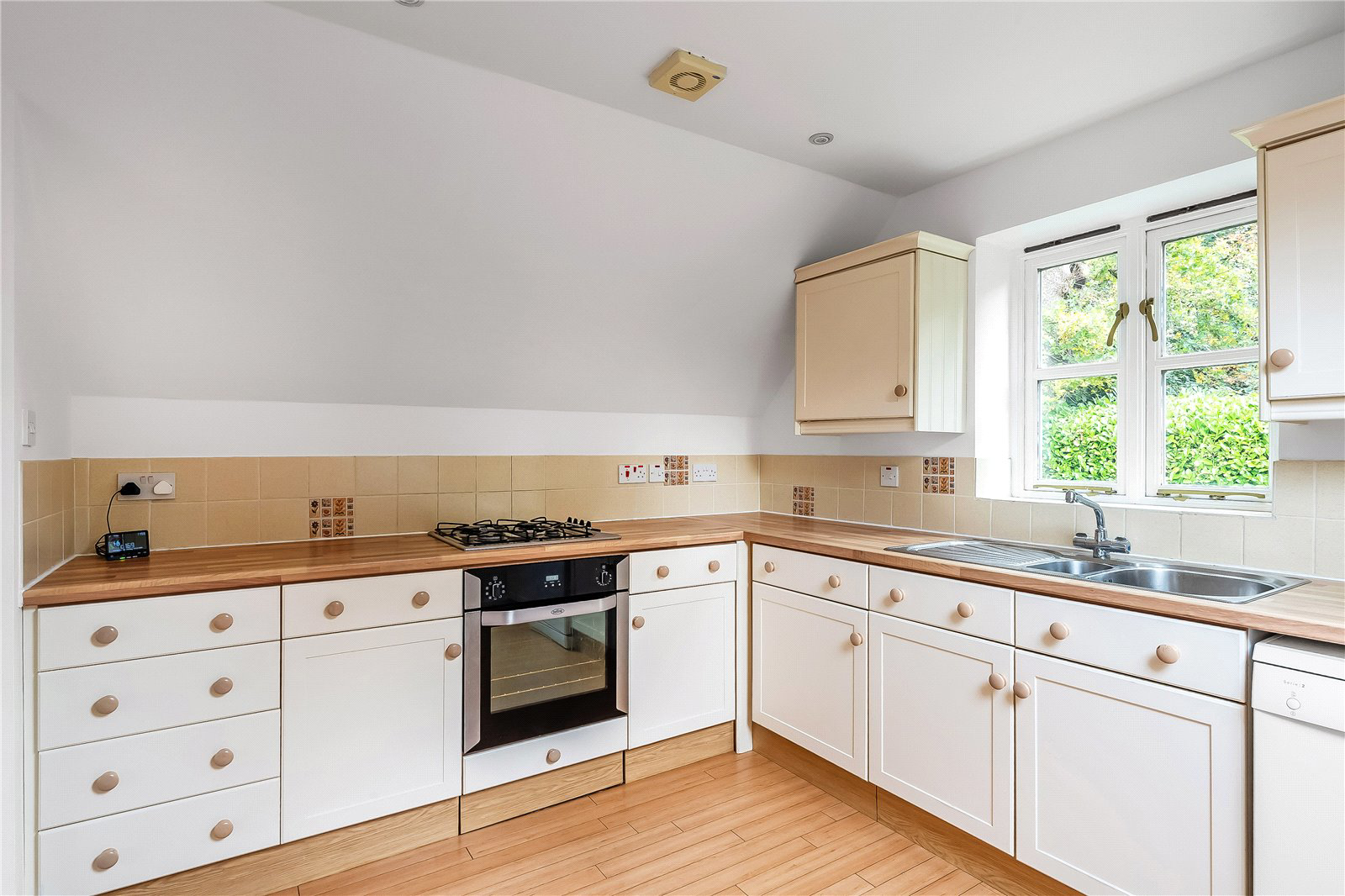 Stoneswood Road, Oxted, Surrey, RH8, photo 9