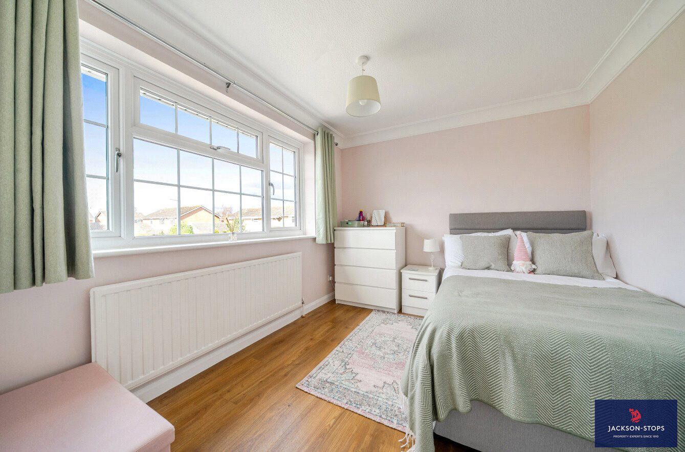 Stratford Close, Toddington, Central Bedfordshire, LU5, photo 17