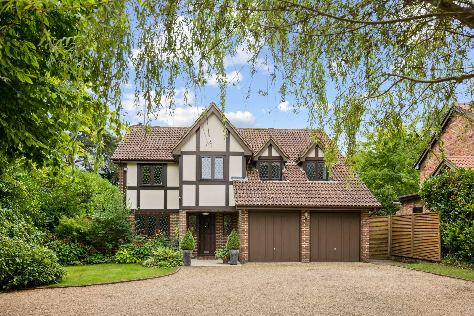 Beaconsfield Road, Chelwood Gate, Haywards Heath, RH17