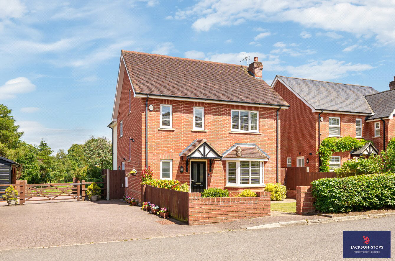 Mount Pleasant, Aspley Guise, Bedfordshire, MK17
