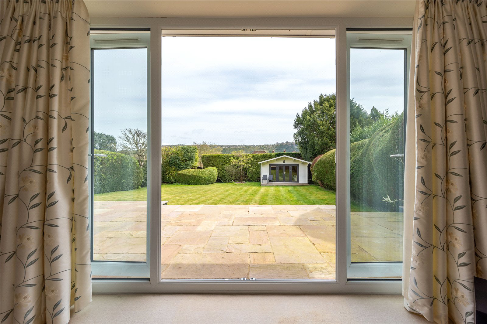 Burney Road, Westhumble, Dorking, Surrey, RH5, photo 4