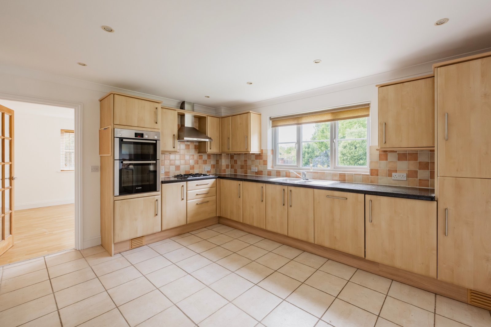 Low Road, Hellesdon, Norwich, Norfolk, NR6, photo 8