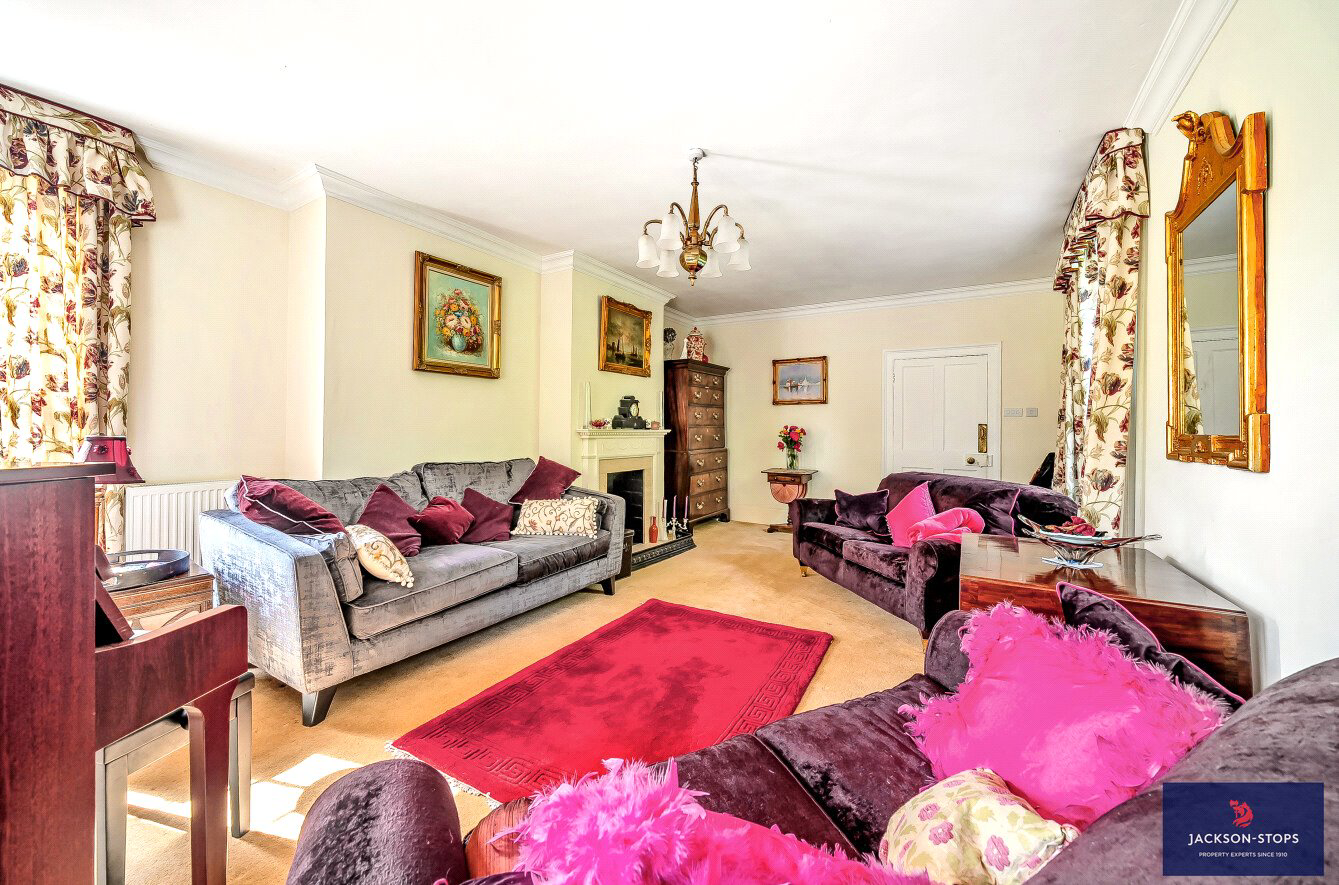 Sharpenhoe Road, Streatley, Bedfordshire, LU3, photo 5