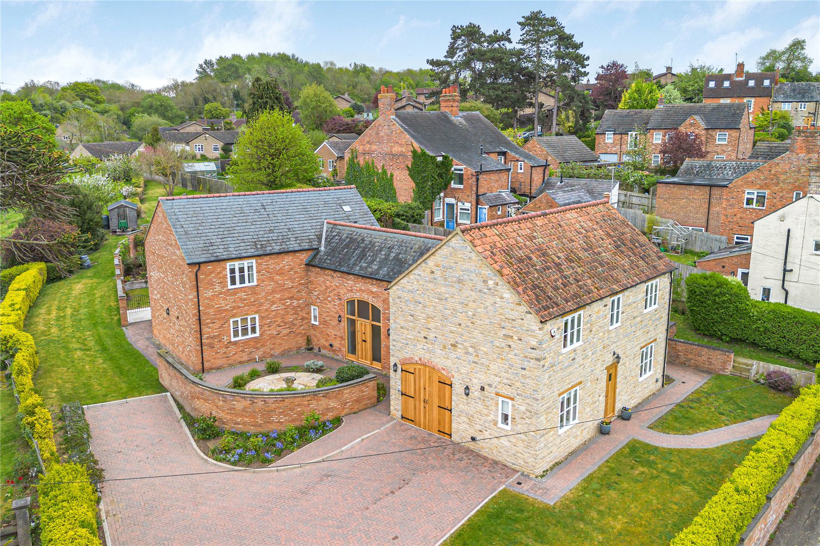 Pegs Lane, Denford, Kettering, Northamptonshire, NN14