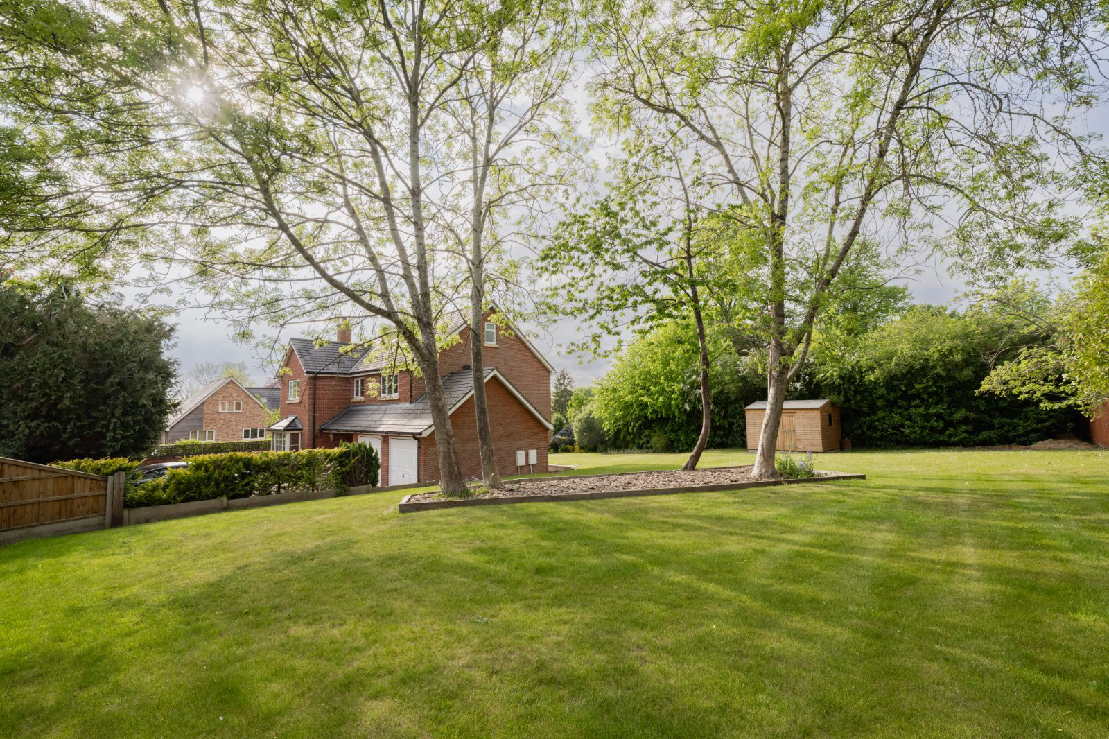 Low Road, Hellesdon, Norwich, Norfolk, NR6, photo 2