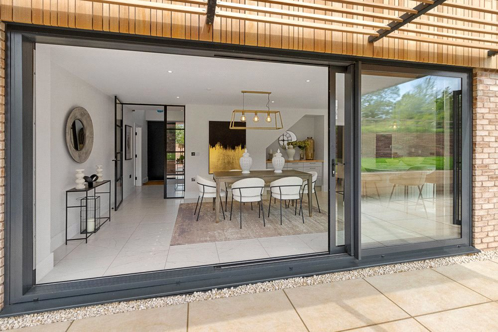 Barton Grange, Frogmire Lane, Sandford, Crediton, EX17, photo 5