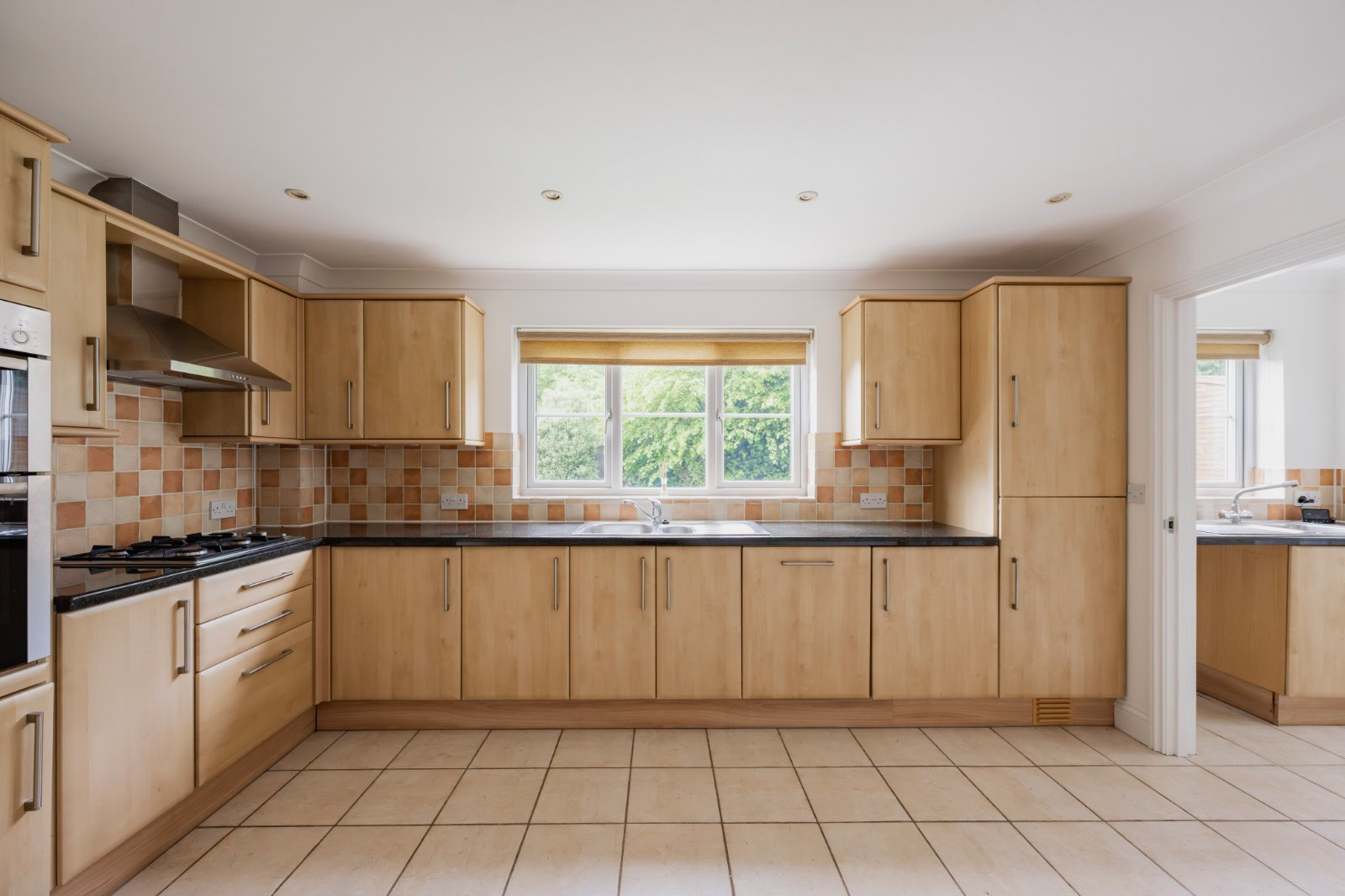 Low Road, Hellesdon, Norwich, Norfolk, NR6, photo 9