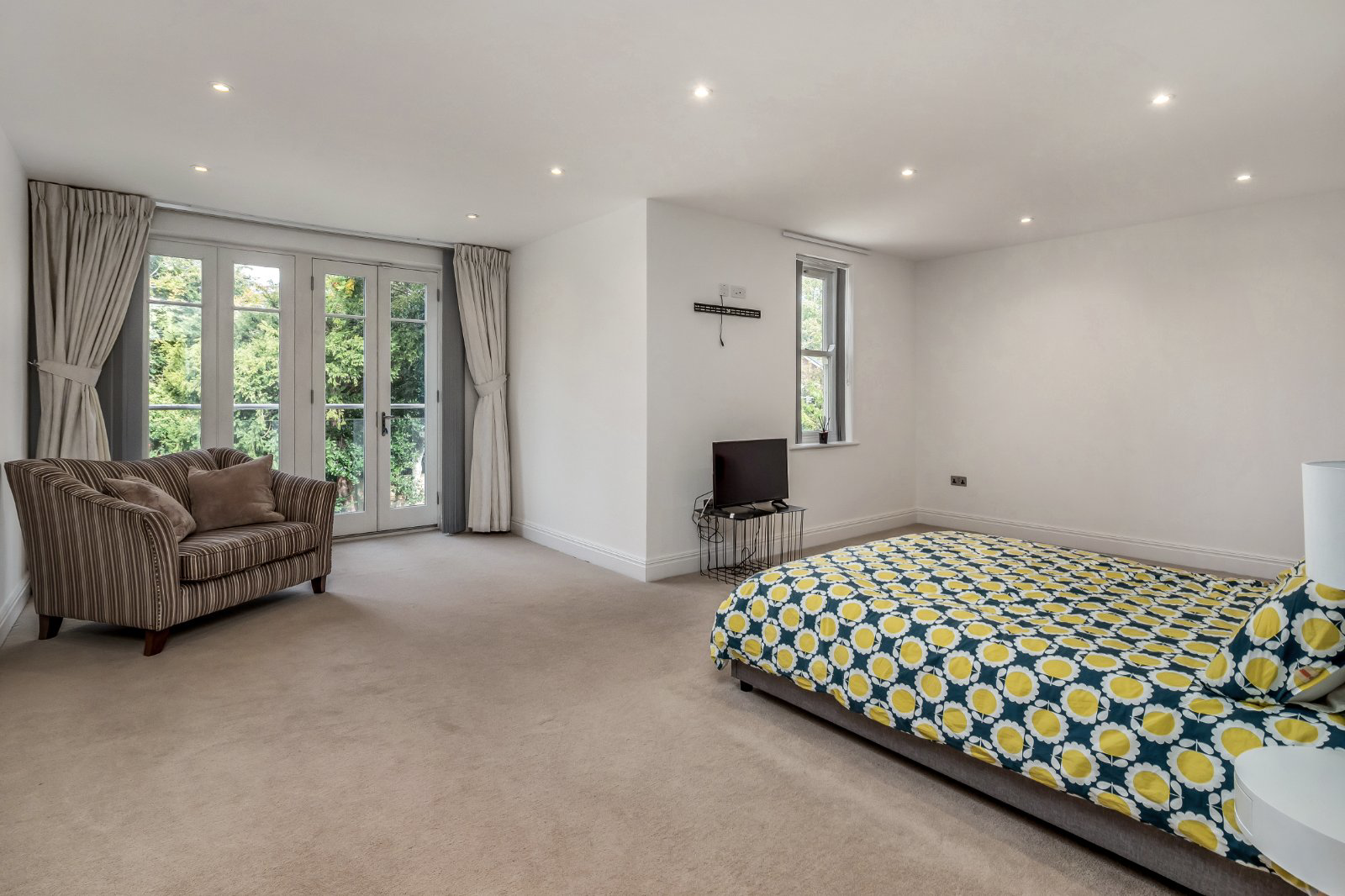 Bradgate Road, Altrincham, WA14, photo 16