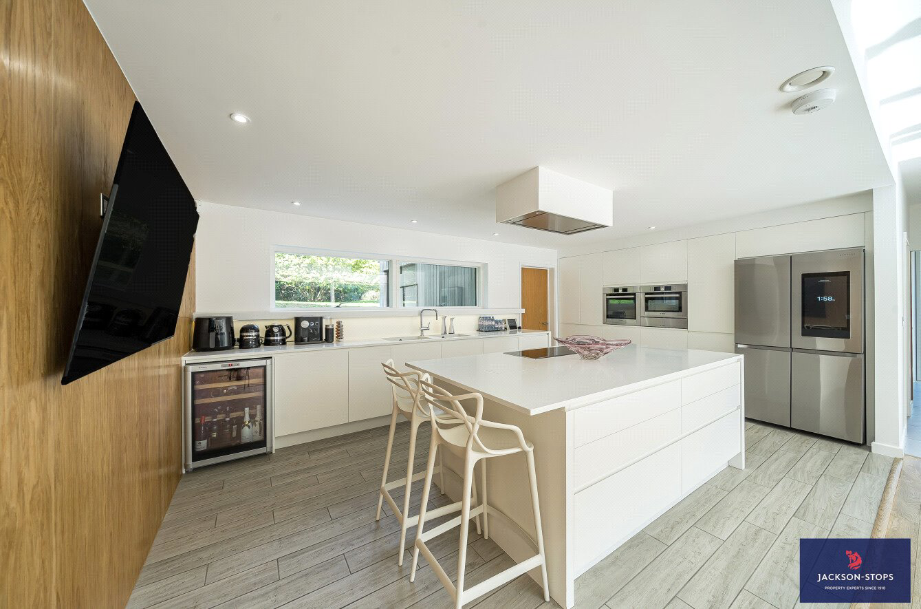 The Woods, Woburn Road, Heath & Reach, Bedfordshire, LU7, photo 7