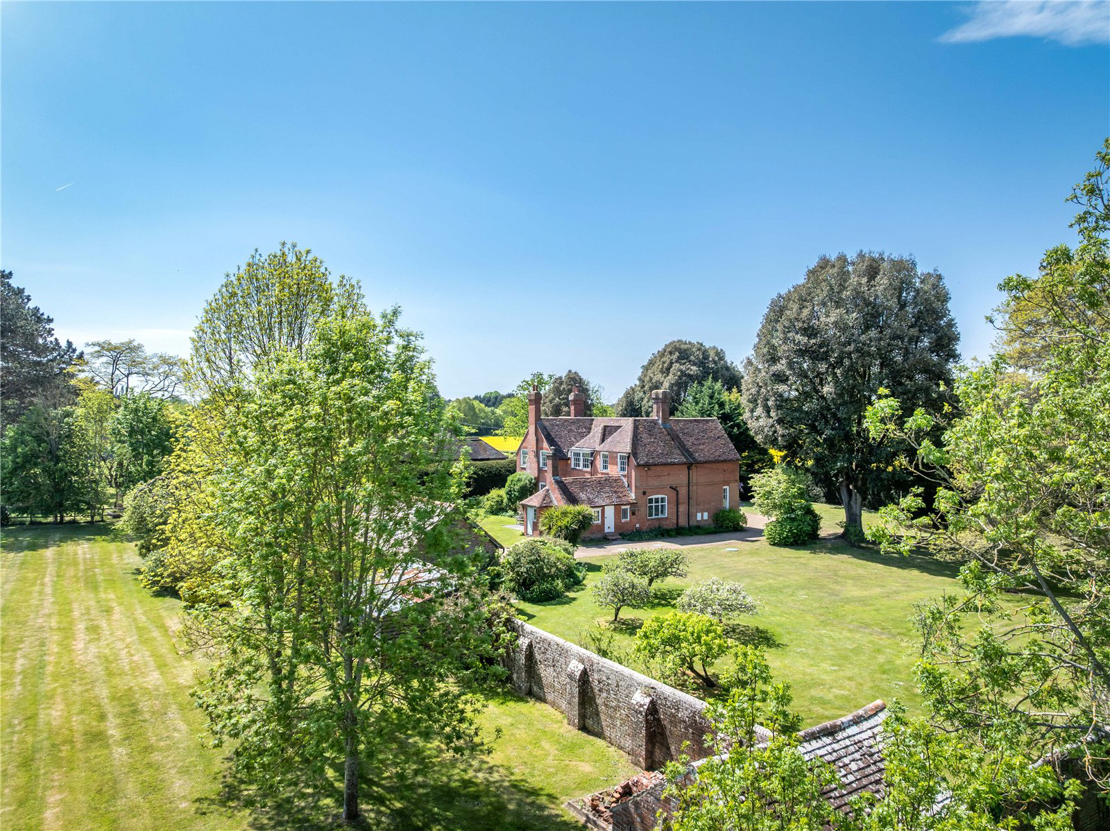 Vicarage Hill, Loxwood, Billingshurst, West Sussex, RH14, photo 13
