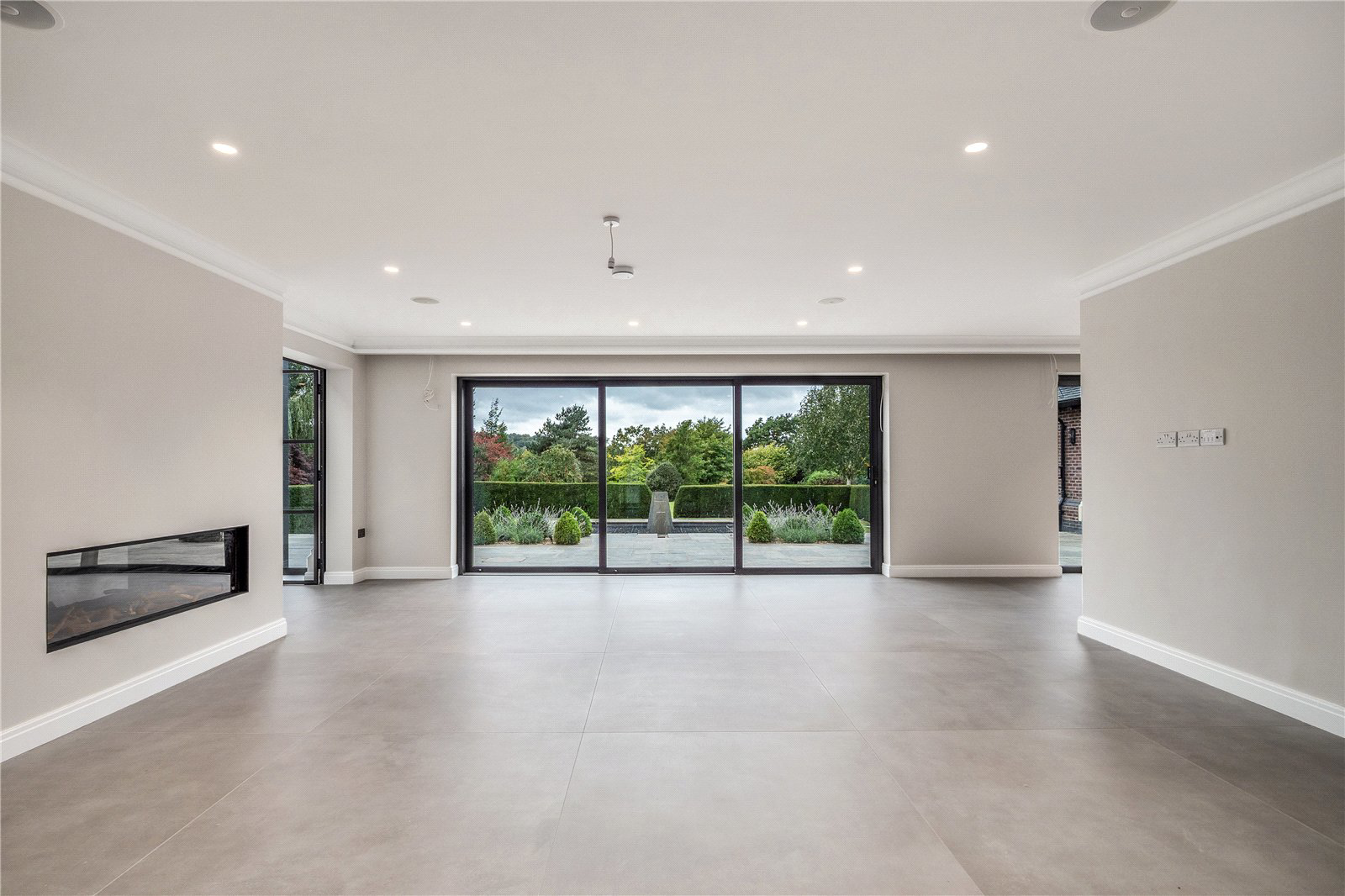 Oak Road, Mottram St Andrew, Cheshire, SK10, photo 8