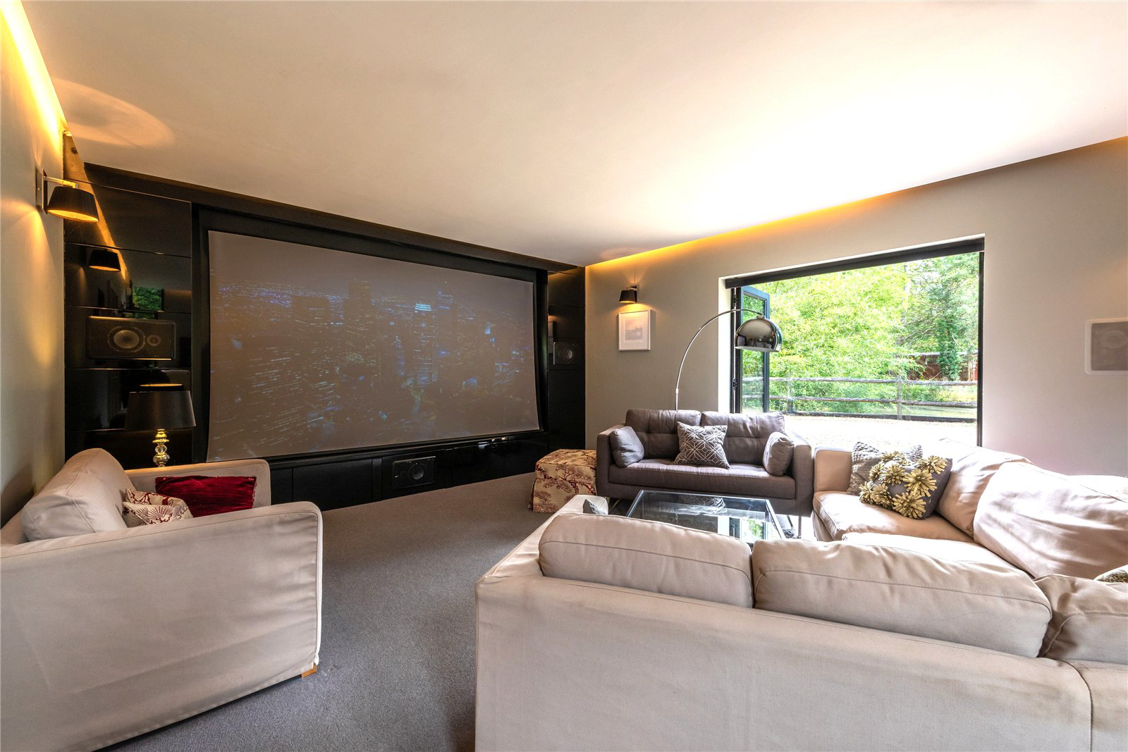 Horsham Road, Beare Green, Dorking, Surrey, RH5, photo 4