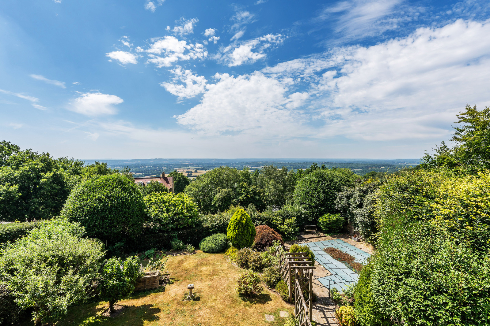 Trevereux Hill, Limpsfield Chart, Oxted, Surrey, RH8, photo 2