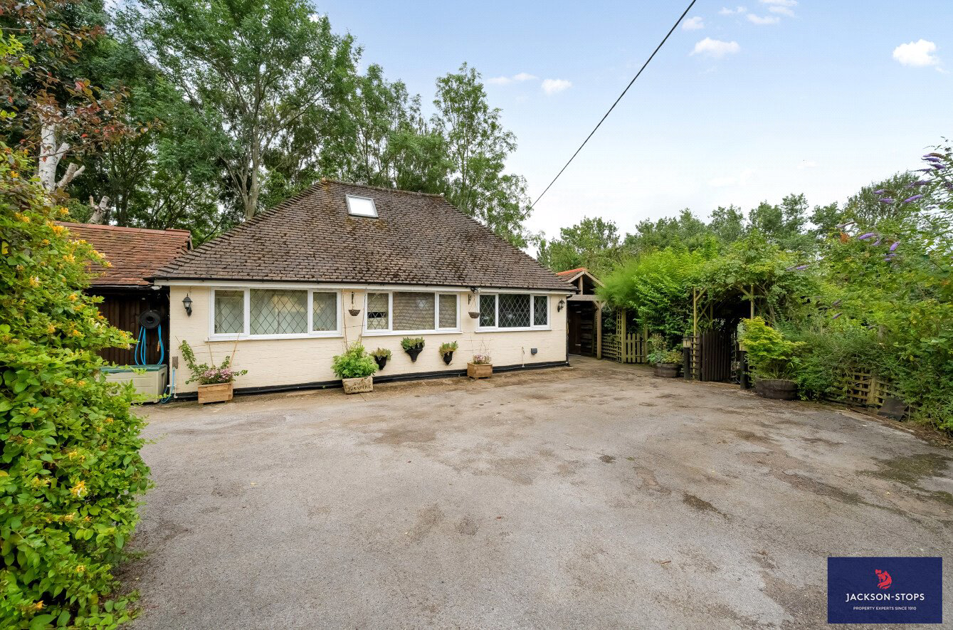 Ampthill Road, Lidlington, Bedfordshire, MK43, photo 4