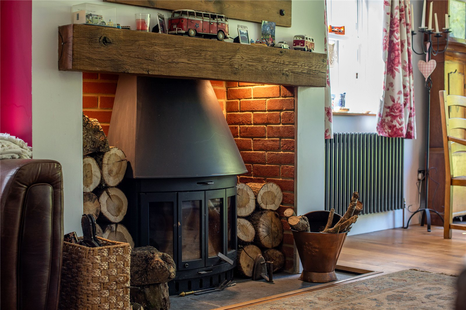 Mill Road, Holmwood, Dorking, Surrey, RH5, photo 4