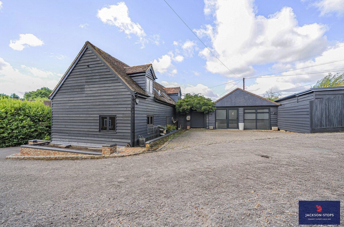 Miletree Farm, Miletree Road, Leighton Buzzard, Bedfordshire, LU7