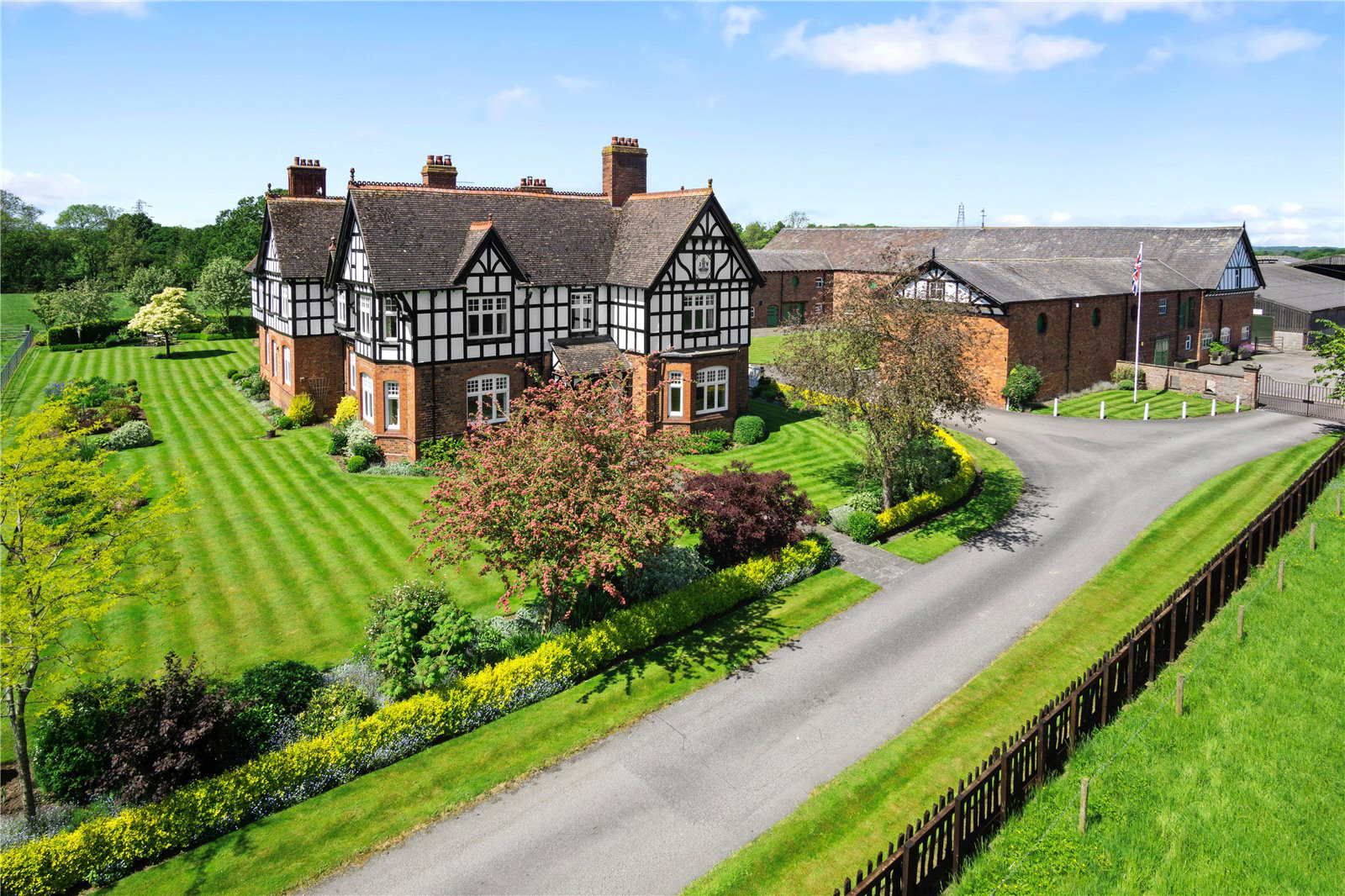 Nantwich Road, Wimboldsley, Nr Middlewich, Cheshire, CW10