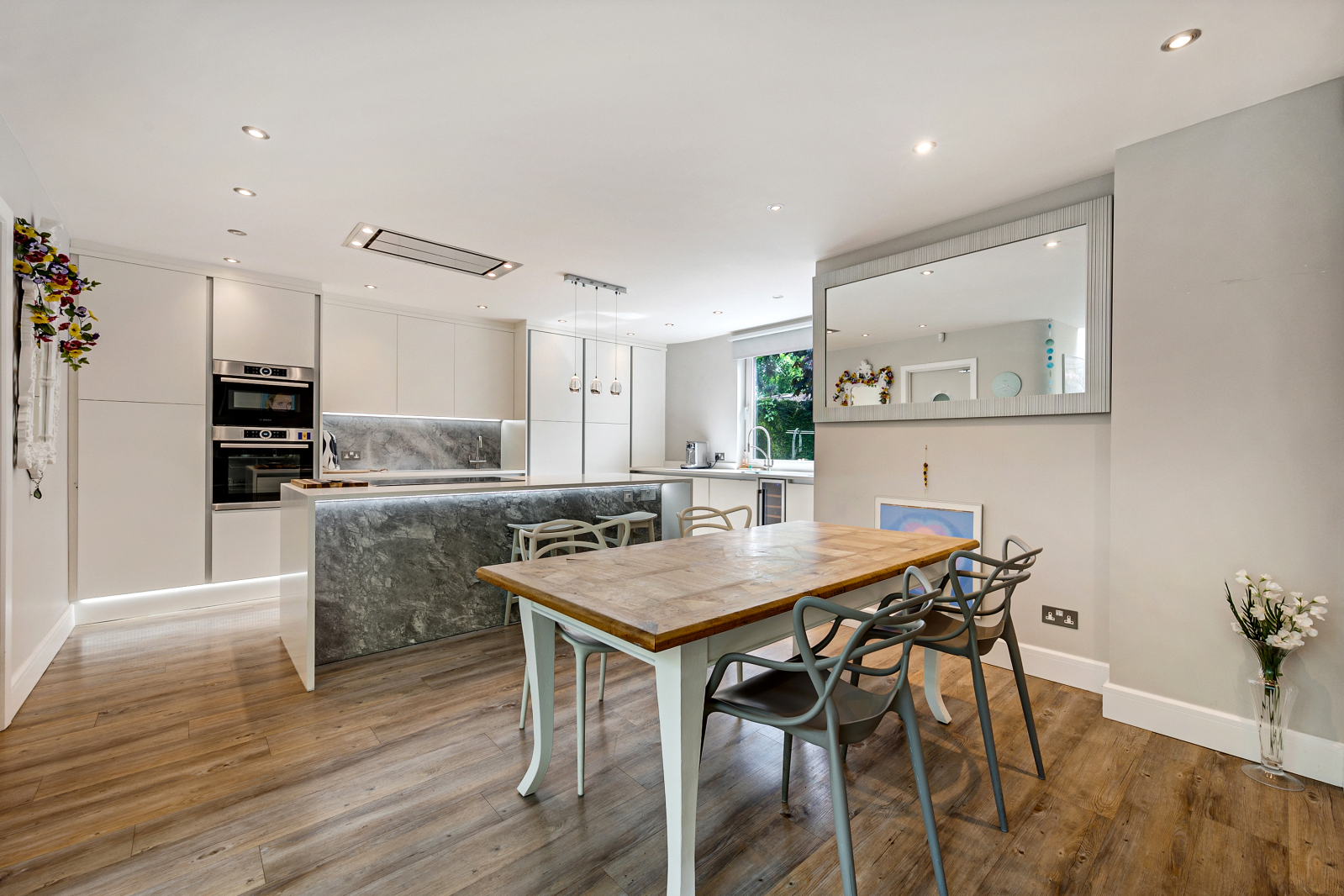 Broad Lane, Hale, WA15, photo 9